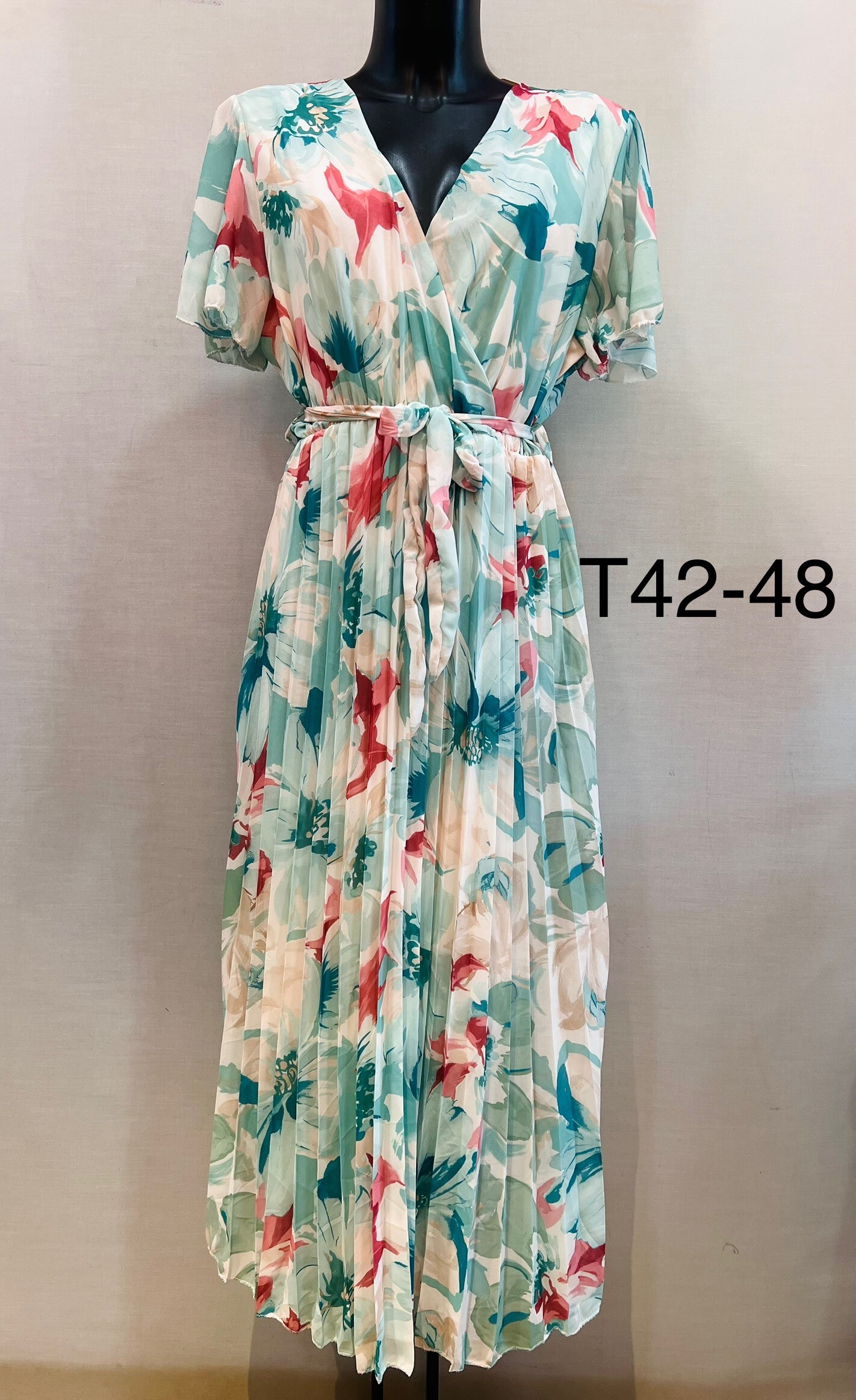 Mayorista Mily Grande Taille - Vestido plisado grande T42-48 con patrón,