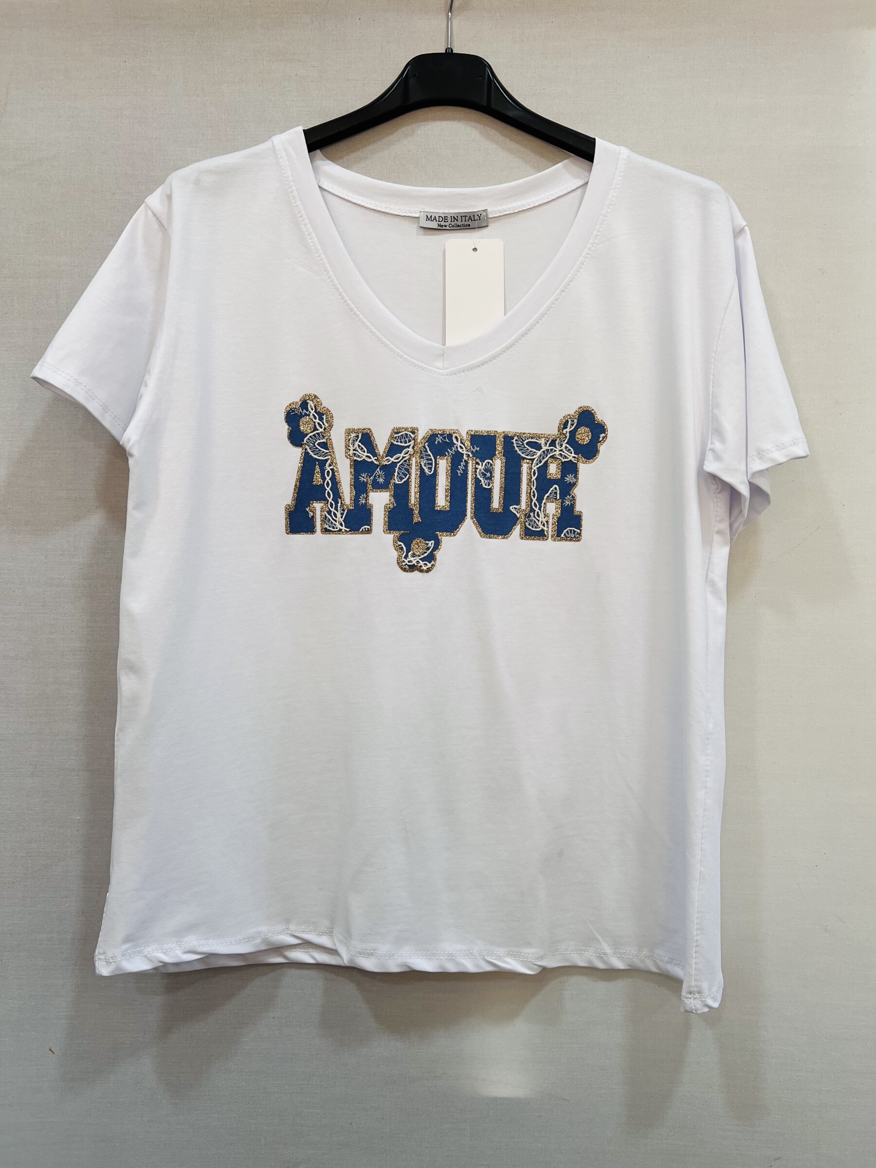 Wholesaler Mily - PLUS SIZE V-NECK T-SHIRT