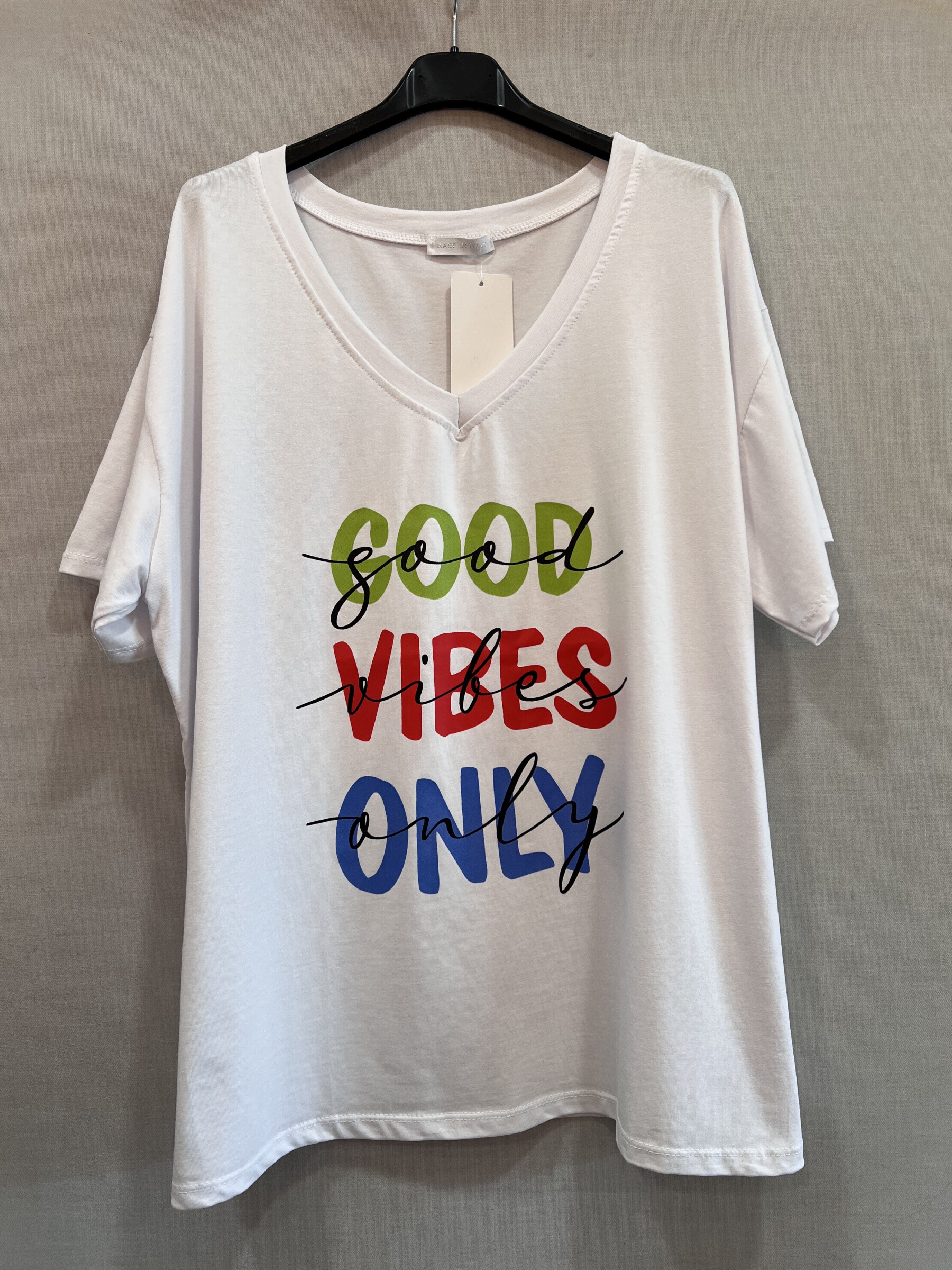 Grossiste Mily - T SHIRT COL V GRANDE TAILLE
