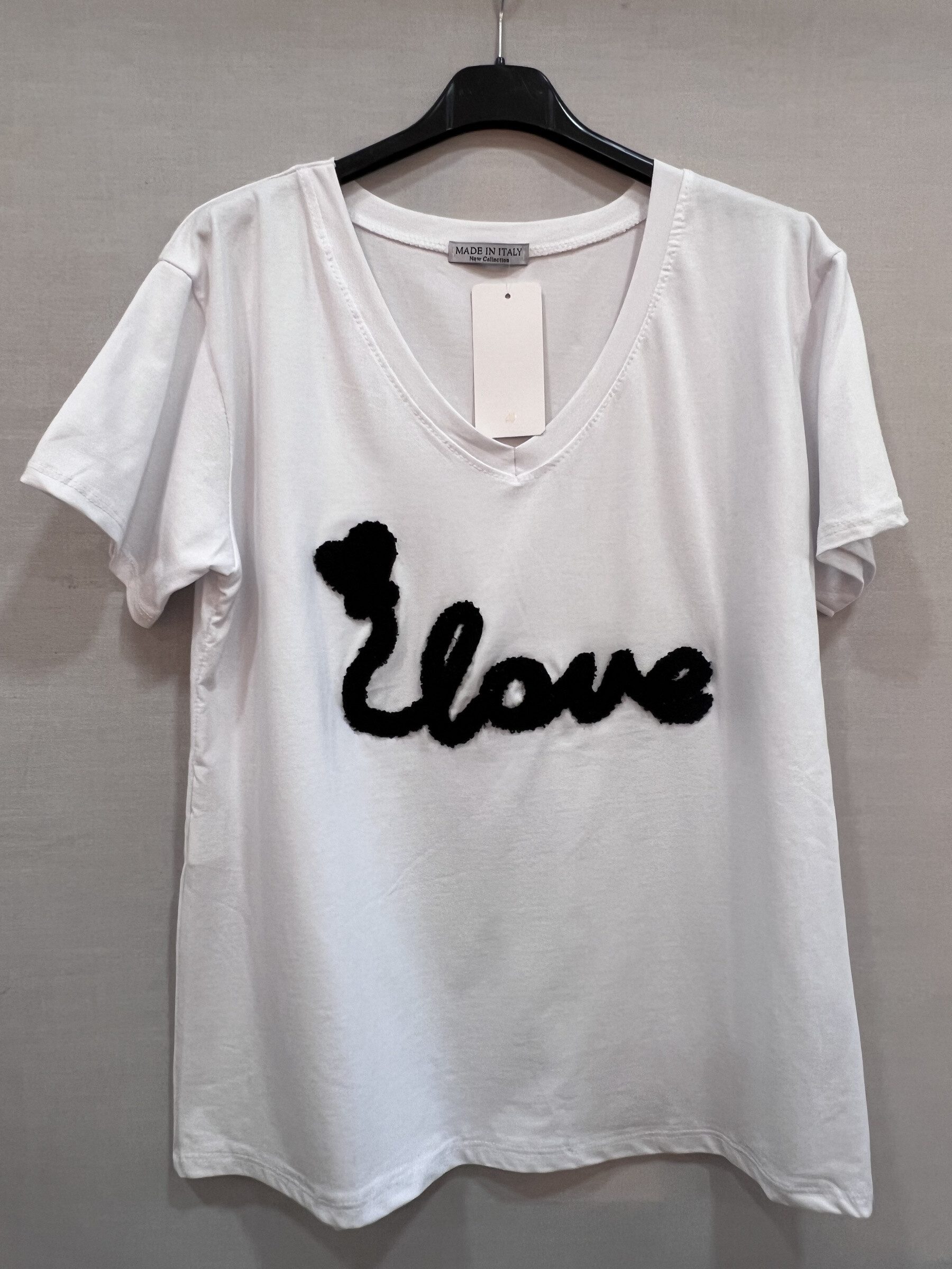 Wholesaler Mily - V -neck t shirt