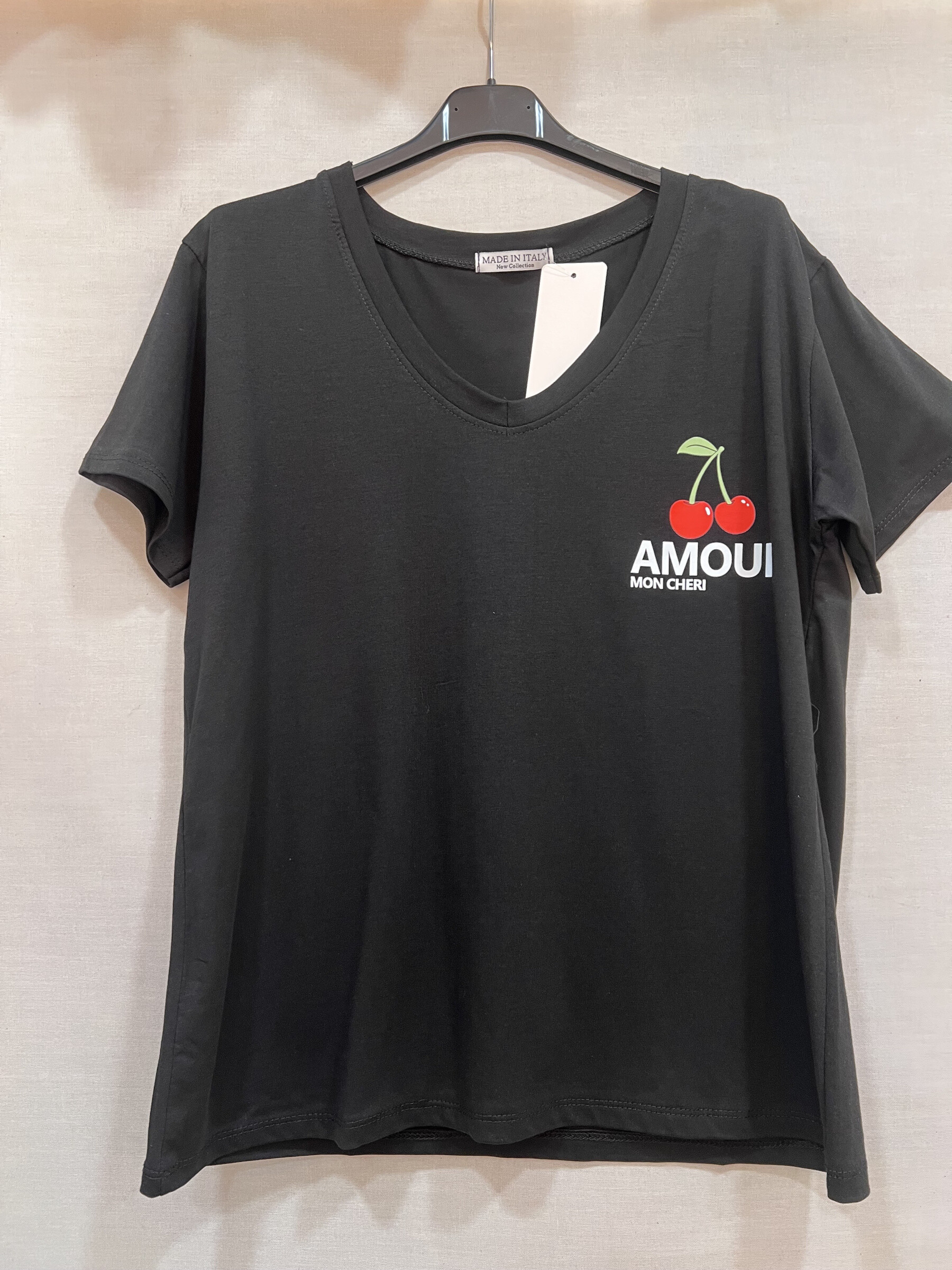 Grossiste Mily - t shirt Col v