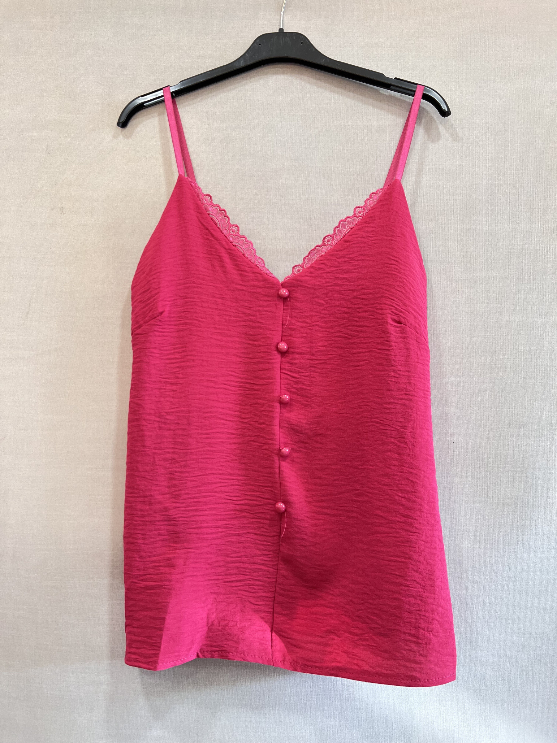 Wholesaler Mily - top with 4 buttons at the front