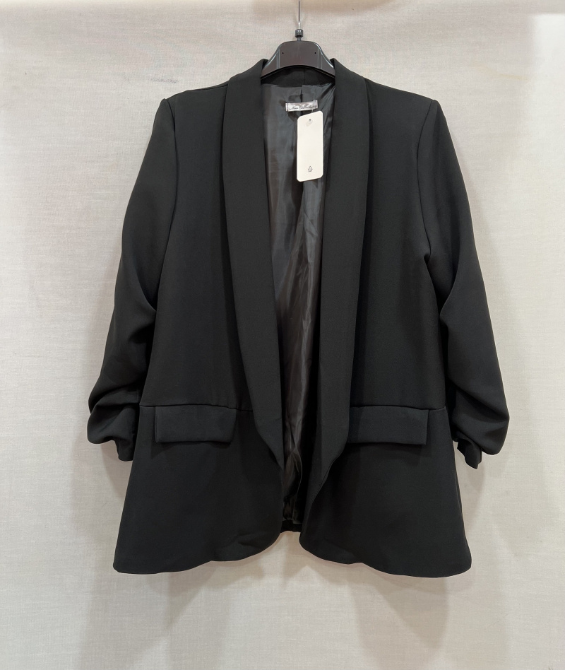 Grossiste Mily Grande Taille - blazer manche retrousse  grande taille