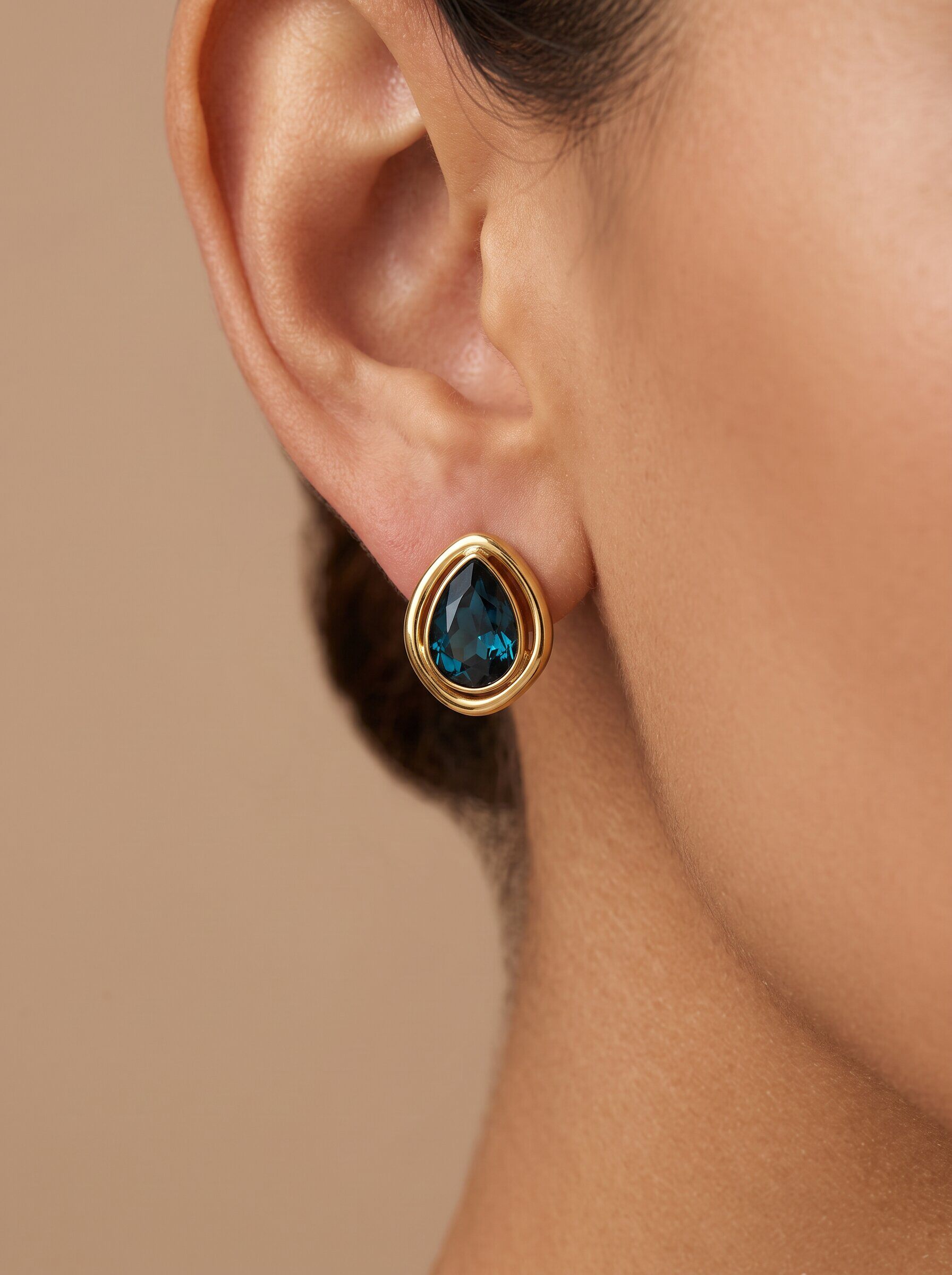 Grossiste MIMIKO - MINI BOUCLES D'OREILLES EN ACIER INOXYDABLE 304
