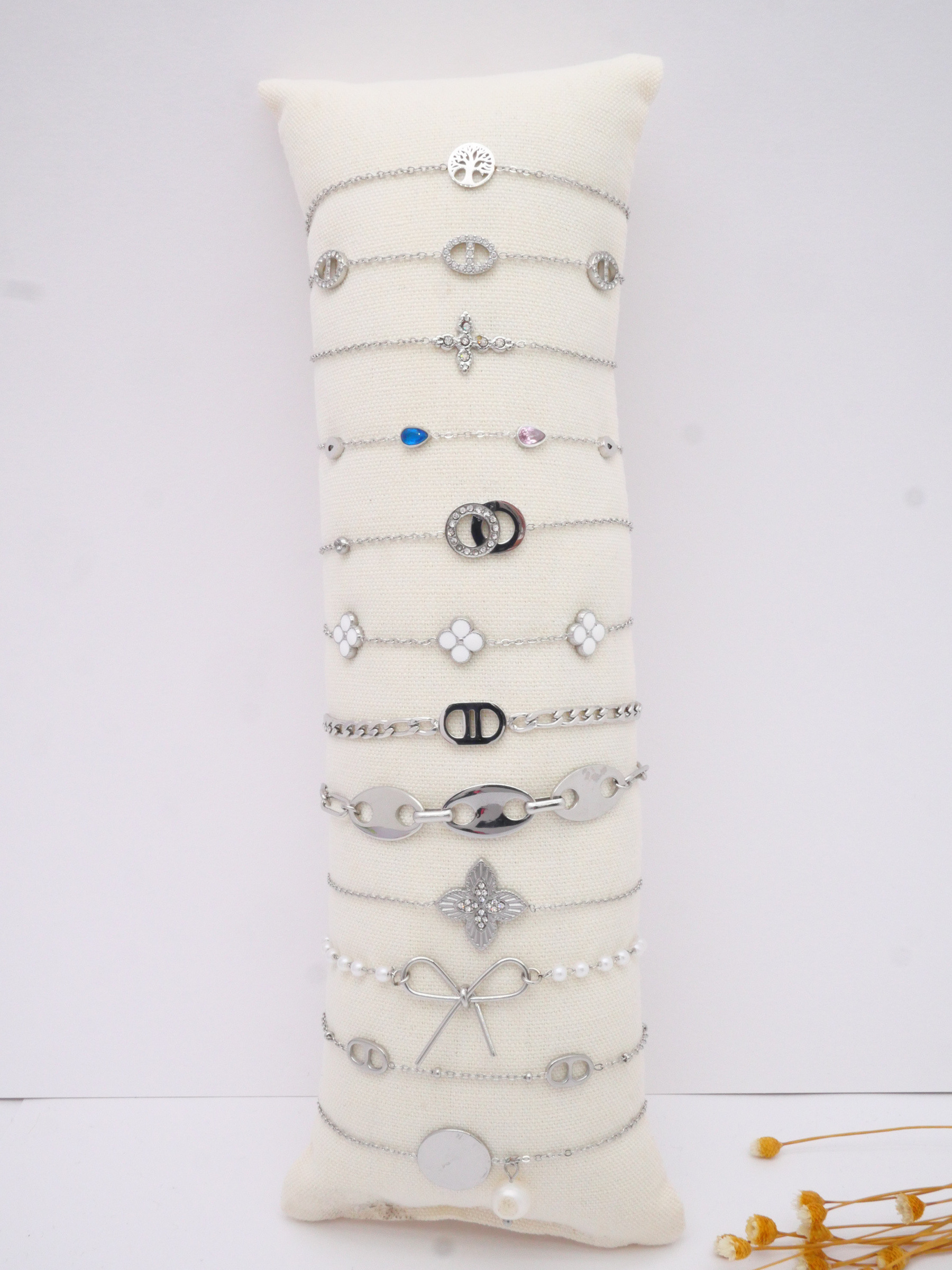 Grossista MIMIKO - SET DI 12 BRACCIALETTI IN ACCIAIO INOX 304