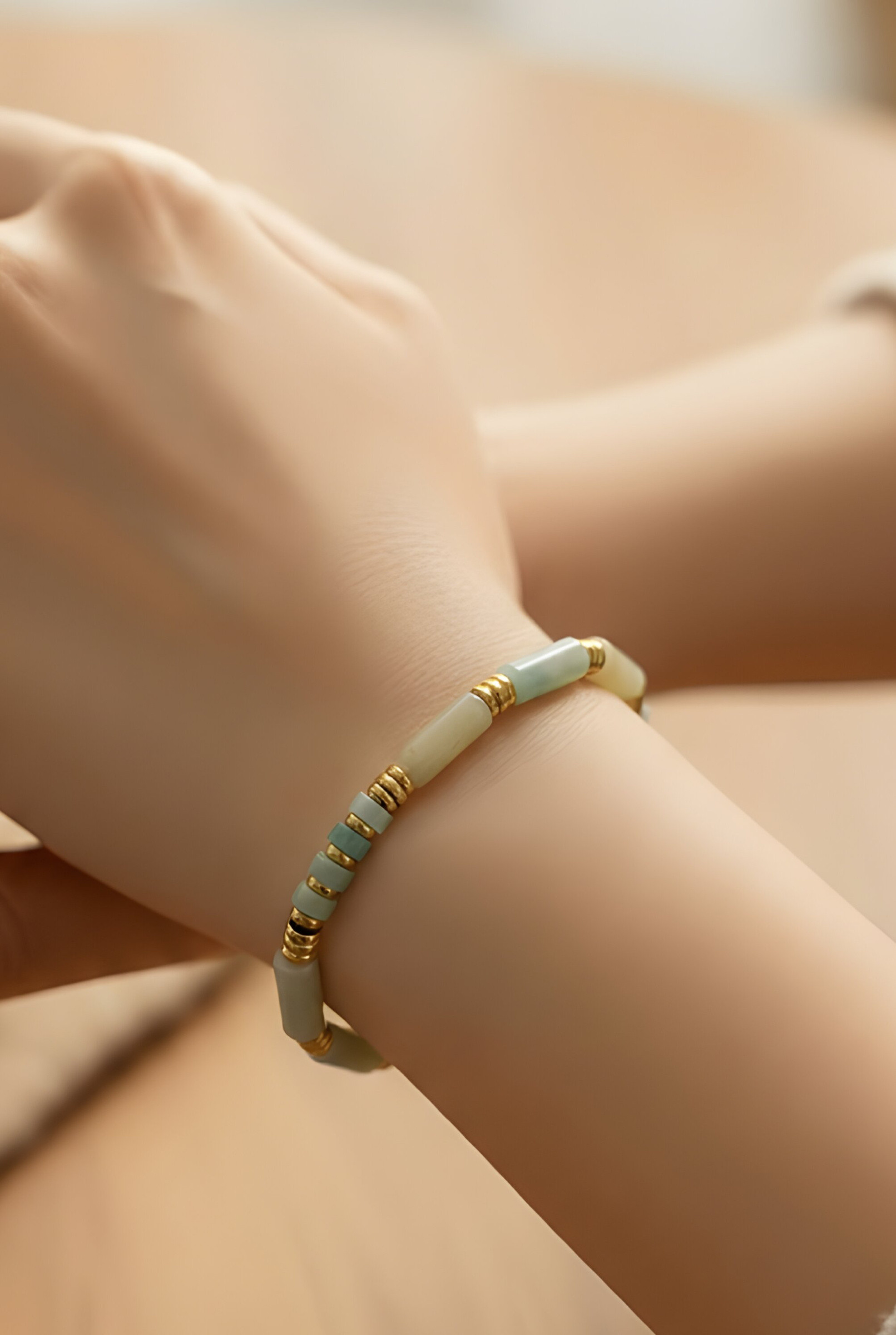 Grossiste MIMIKO - BRACELET EN ACIER INOXYDABLE AVEC DES PIERRES NATURELLES