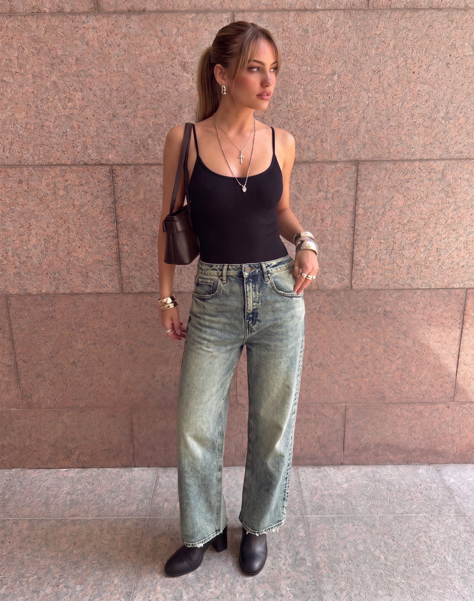 Grossiste Miss Anna - Jeans coupe droite vintage