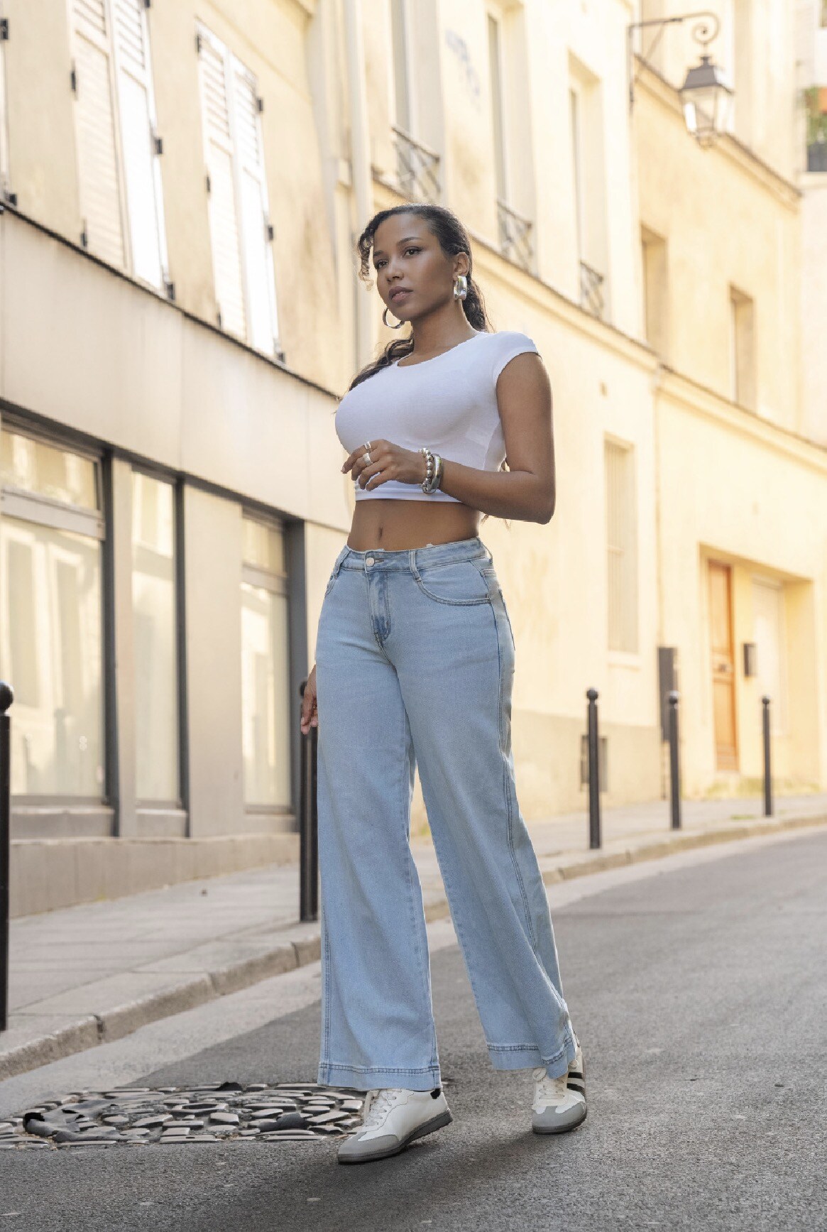 Großhändler Miss Bon - Weit geschnittene Jeans mit Pailletten