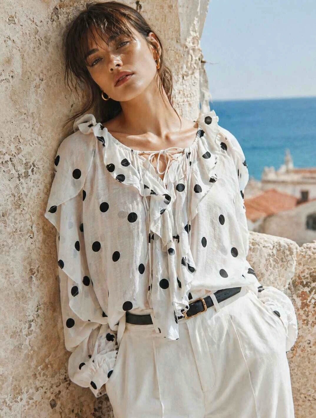 Grossiste Miss Charm - Top chemise à pois