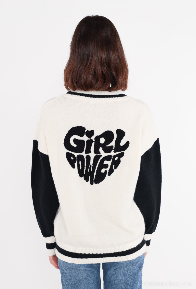 Grossista Miss Charm - Gilet con bottoni stampati “GIRL POWER”