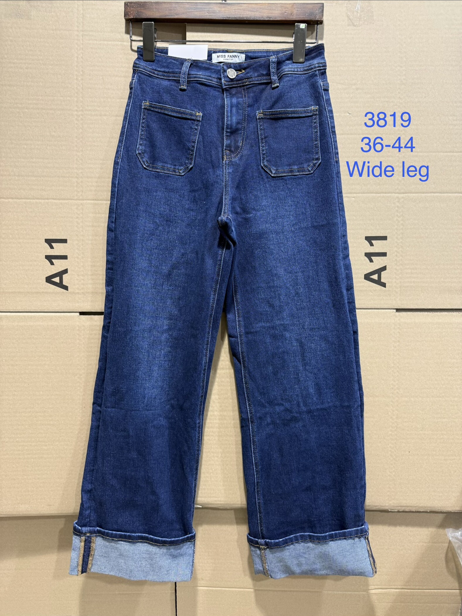 Wholesaler Miss Fanny - Jeans with rolled cuffs