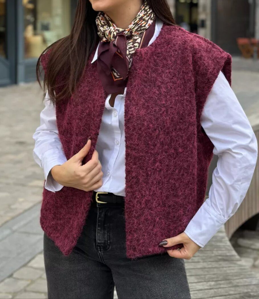 Grossiste MISS KOKO - Gilet sans manches effet bouclé, poches latérales