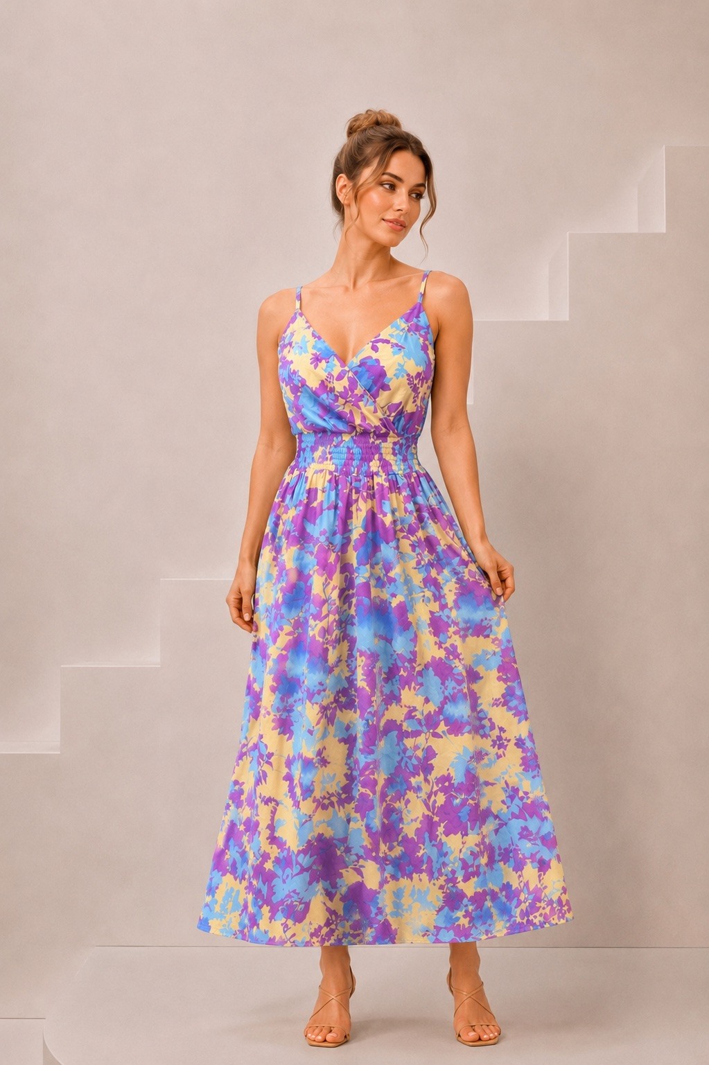 Grossiste MISS SARA - Robe à bretelles imprimée