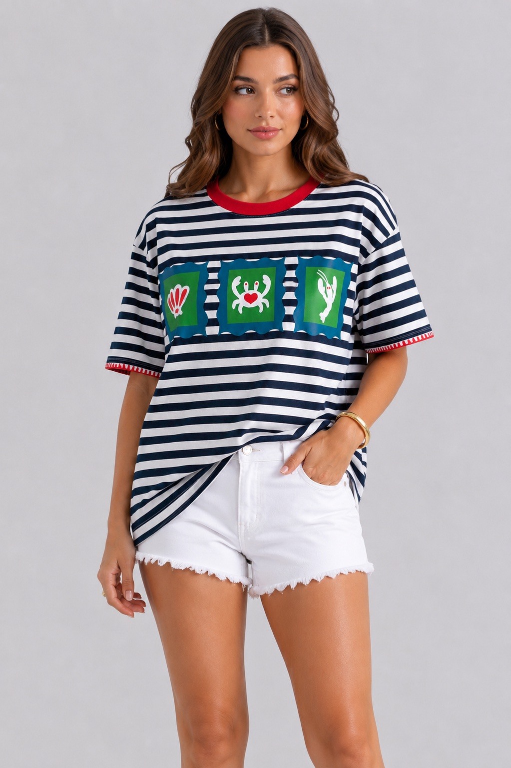 Grossista MISS SARA - T-shirt oversize a righe con stampa di frutti di mare