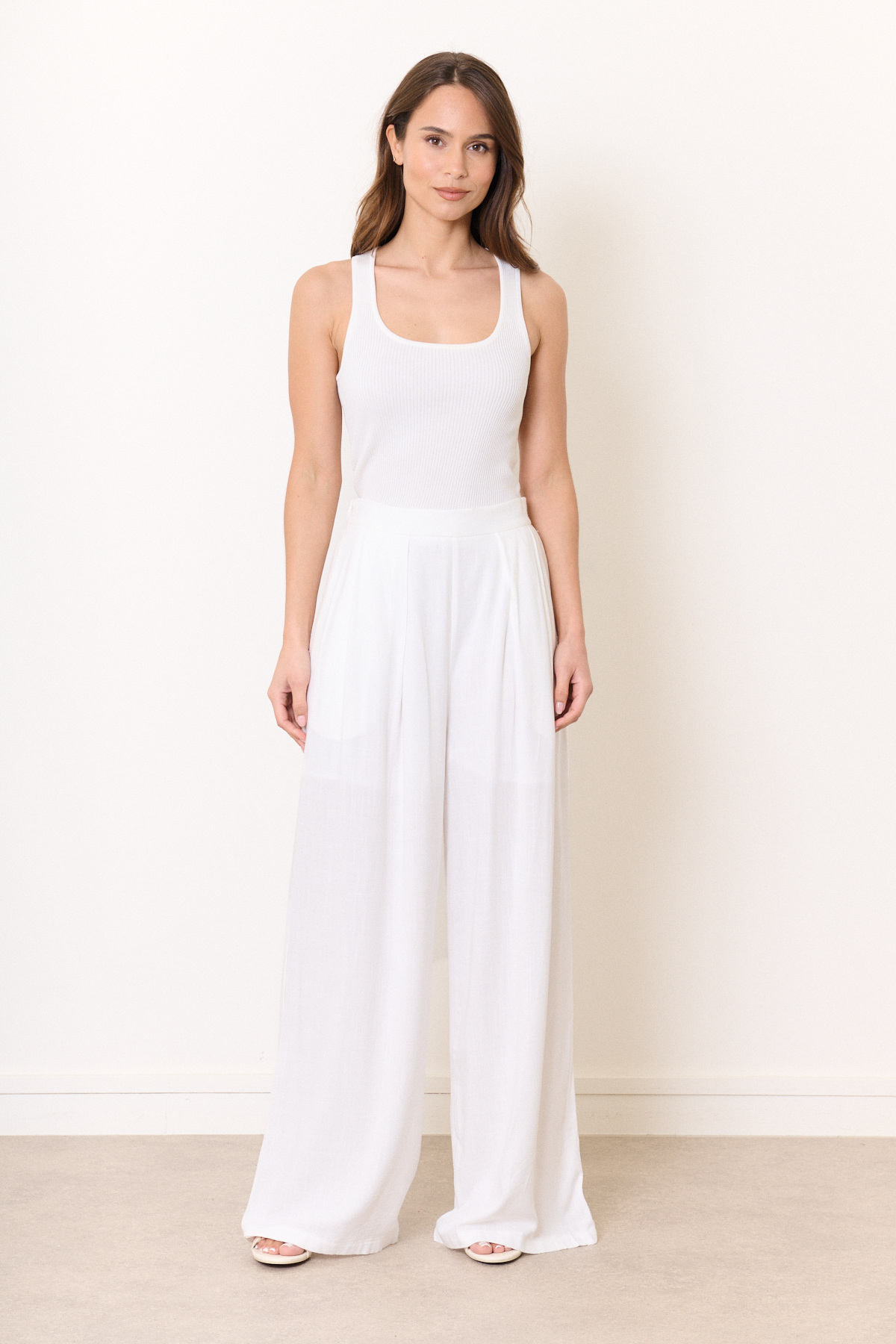 Grossiste Feelkoo - PANTALON FLUIDE EN LIN, AVEC ÉLASTIQUE À LA TAILLE
