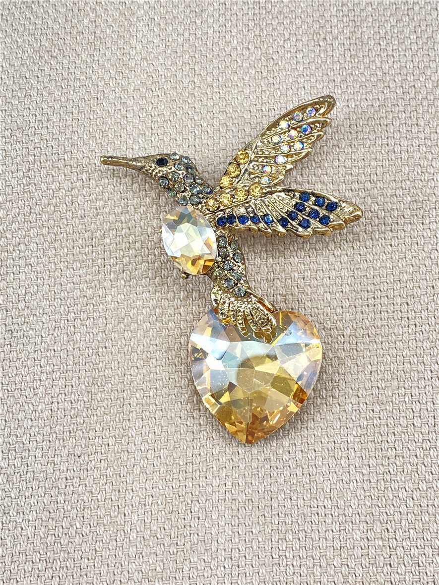 Wholesaler Missra Bijoux - Fashion brooches