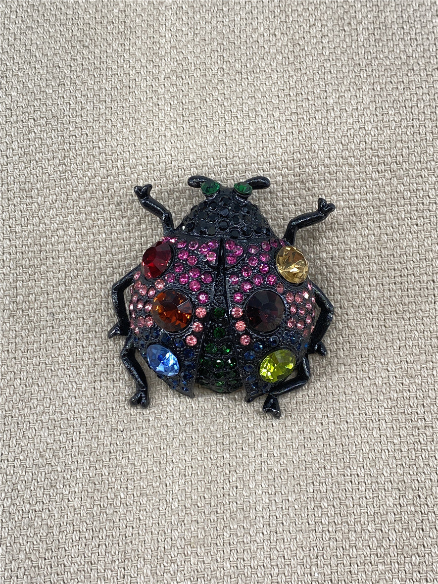 Wholesaler Missra Bijoux - Fashion brooches