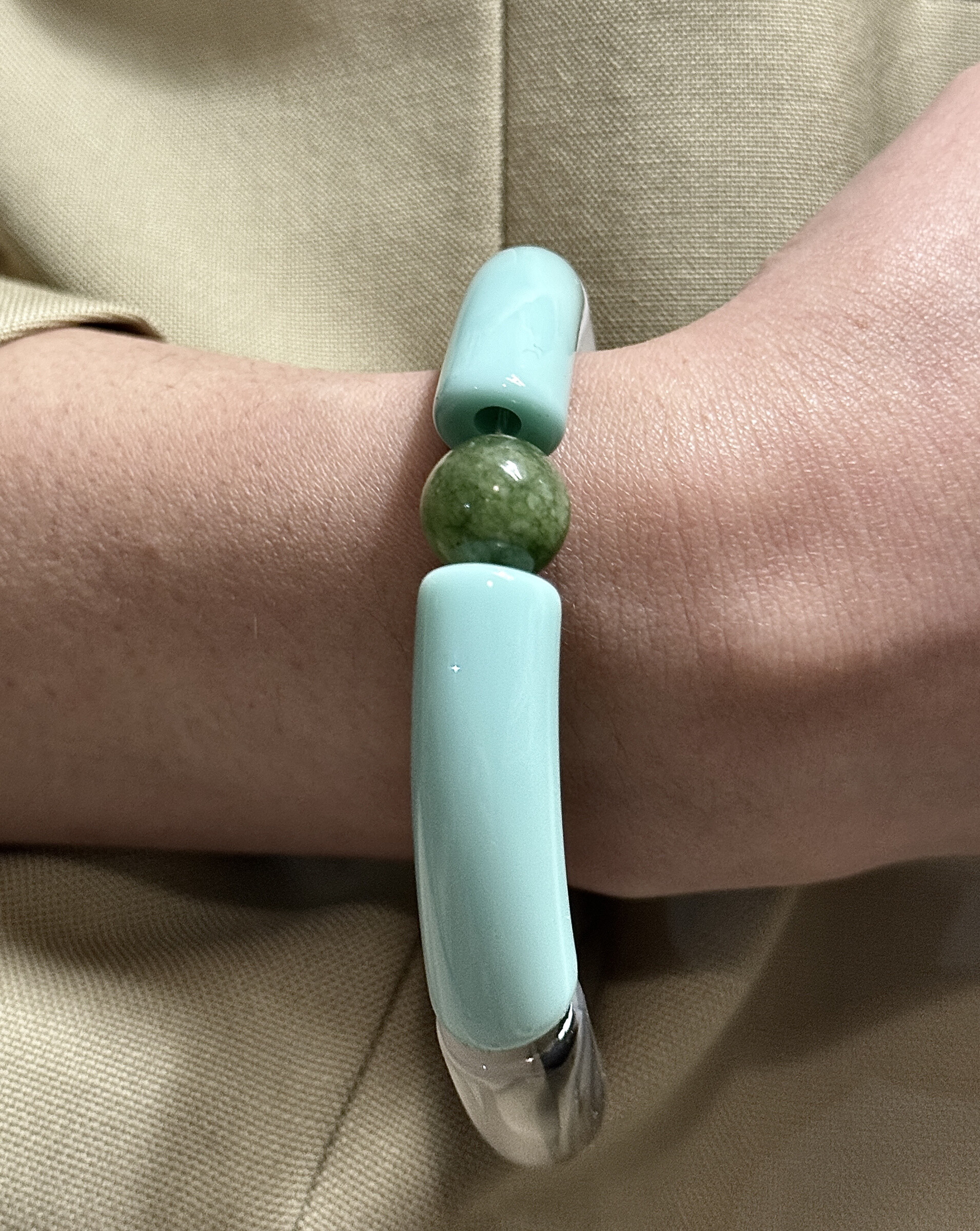 Grossista Missra Paris - Bracciale in resina acrilica