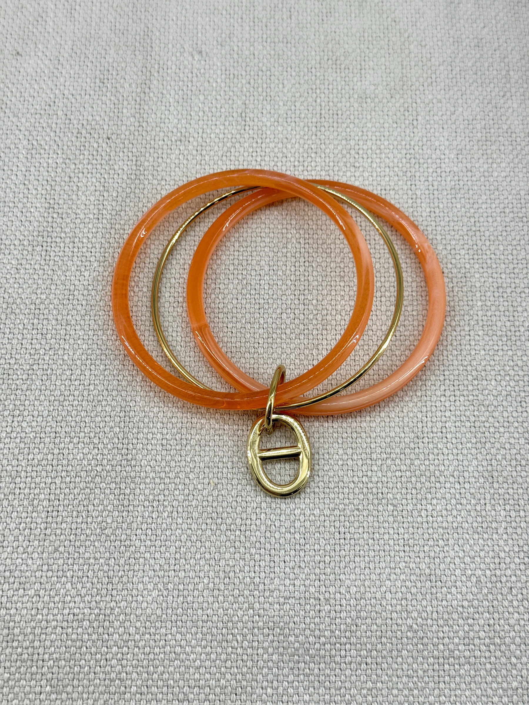 Wholesaler Missra Paris - acrylic resin bracelet with a steel pendant