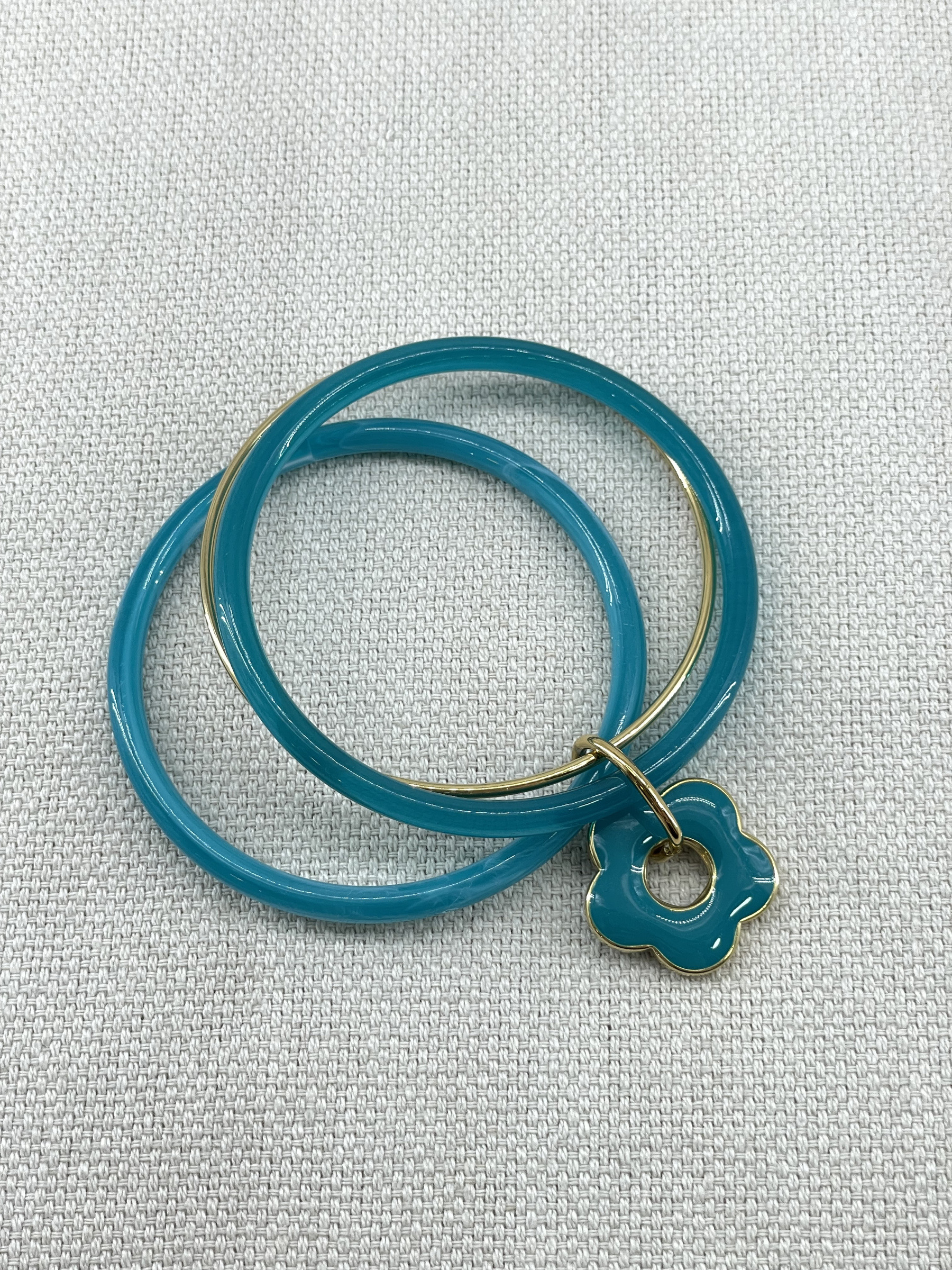 Wholesaler Missra Paris - acrylic resin bracelet with a steel pendant