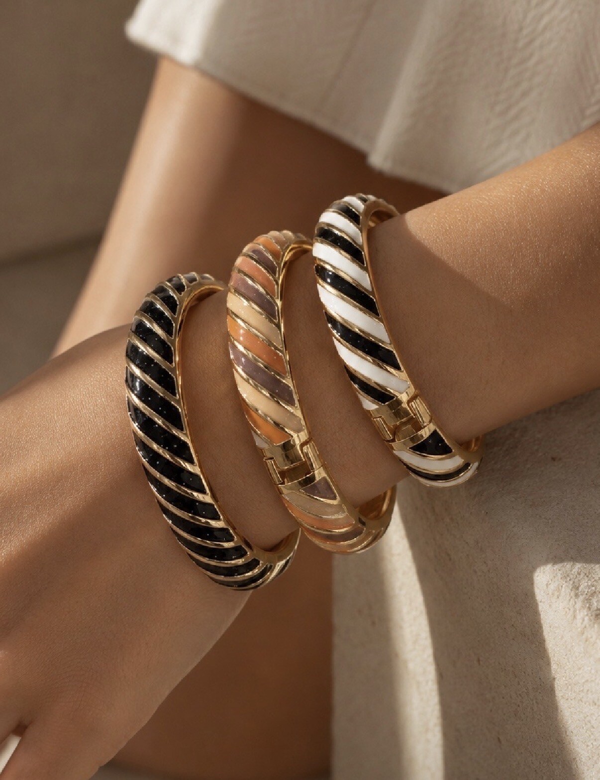 Mayorista Missra Paris - Conjunto de 2 pulseras elegantes.