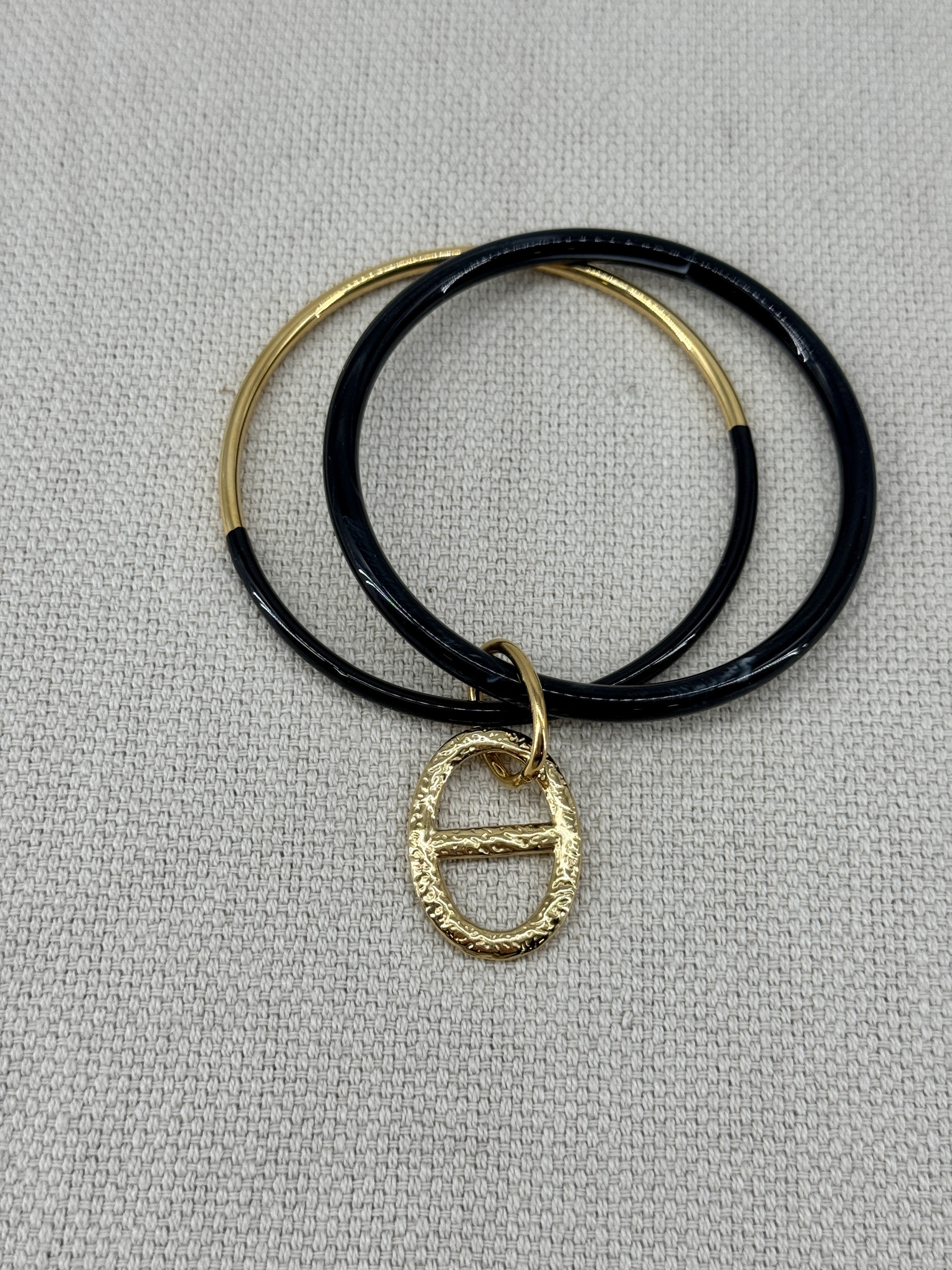 Wholesaler Missra Paris - acrylic resin bracelet with a steel pendant