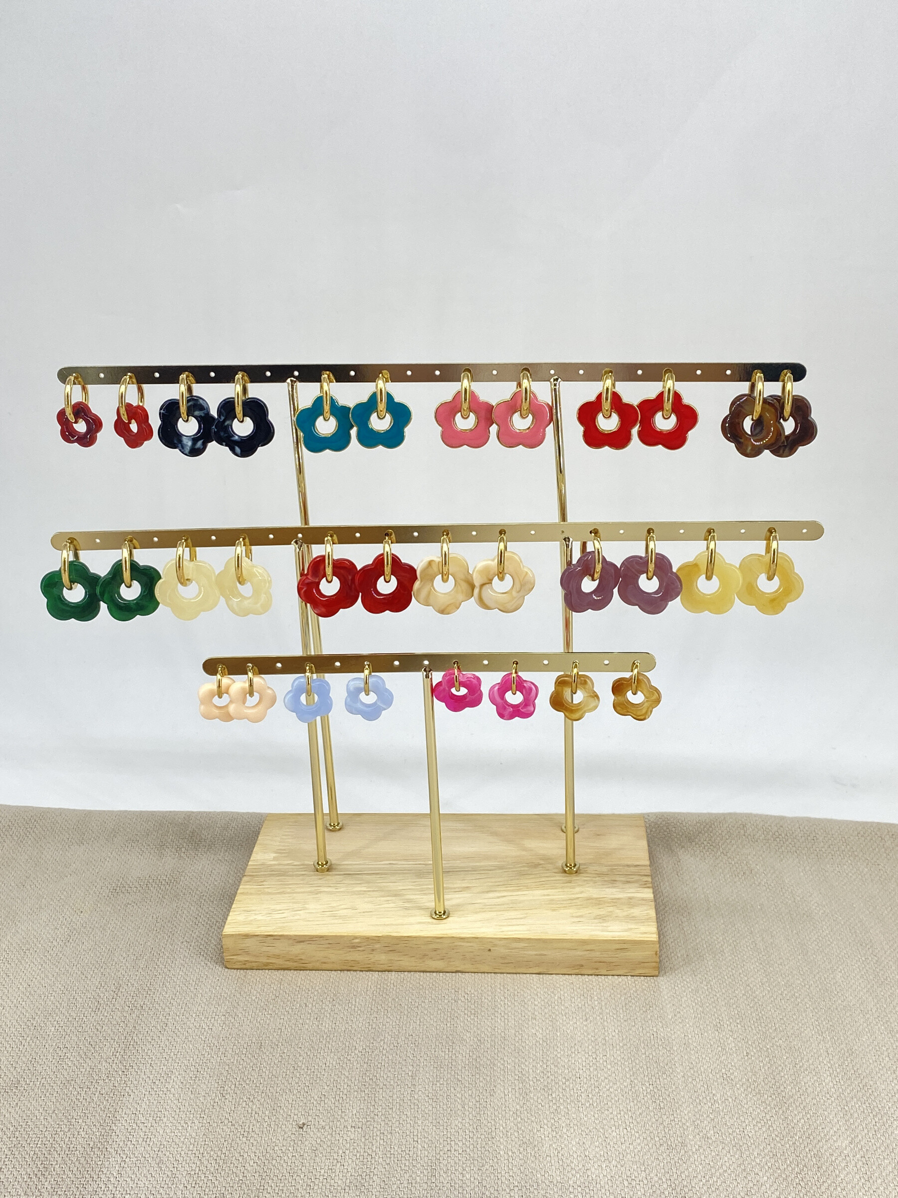 Grossiste Missra Paris - Lot de 16 boucles d'oreilles résine