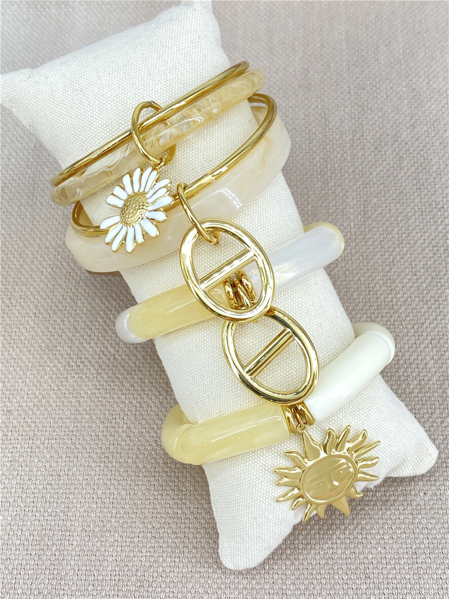 Großhändler Missra Paris - Set aus Edelstahlarmbändern