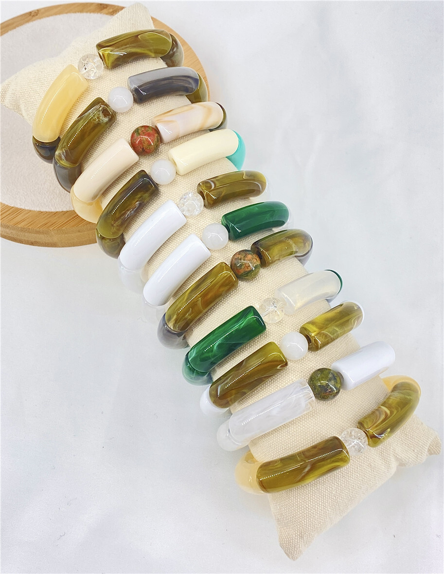 Grossista Missra Paris - Set di 11 bracciali in resina