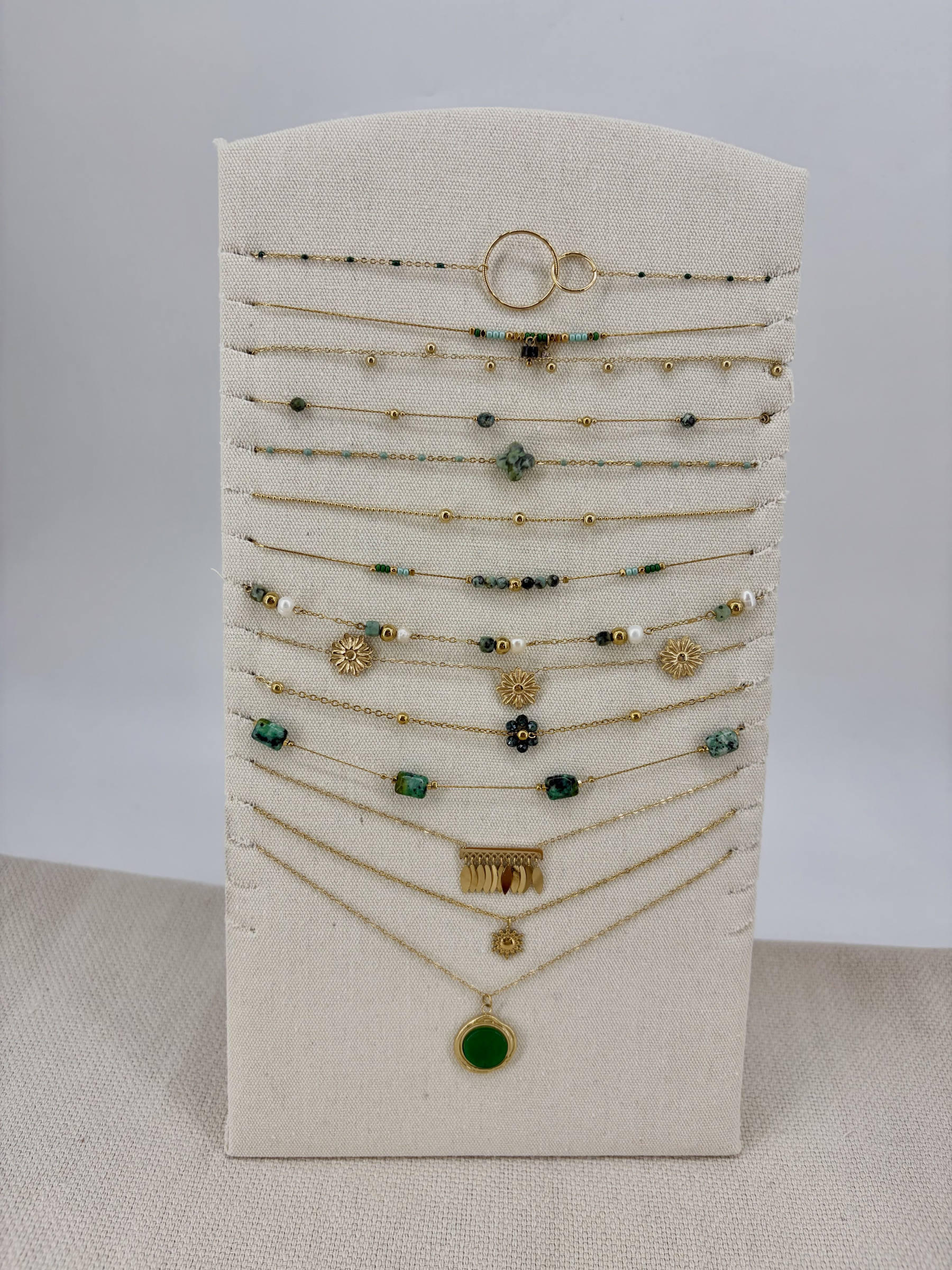 Grossiste Missra Paris - LOT DE BIJOUX AVEC PRESENTOIR OFFERT