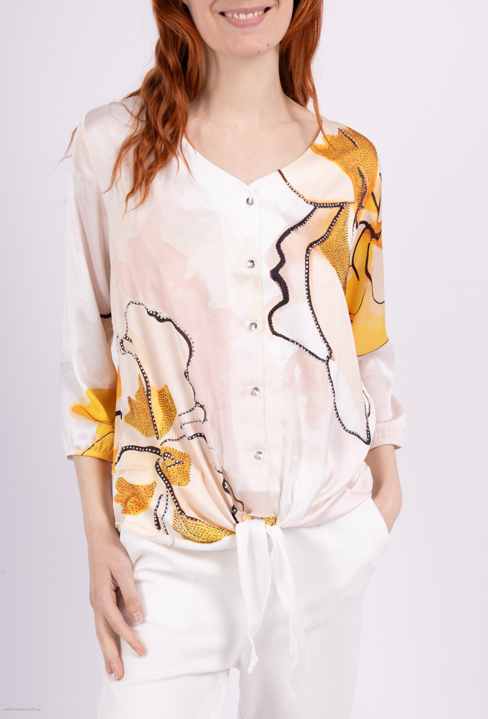 Wholesaler Missy Tekstil - Strass printed blouse