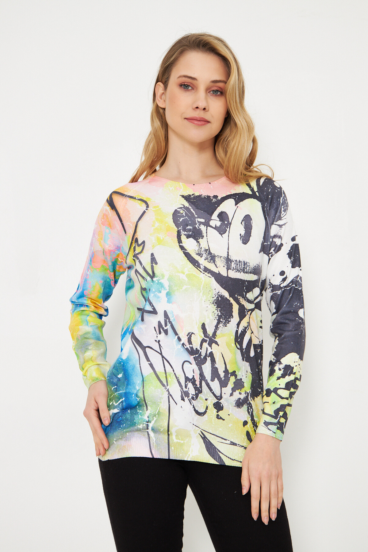 Wholesaler Missy Tekstil - Round pattern collar sweater