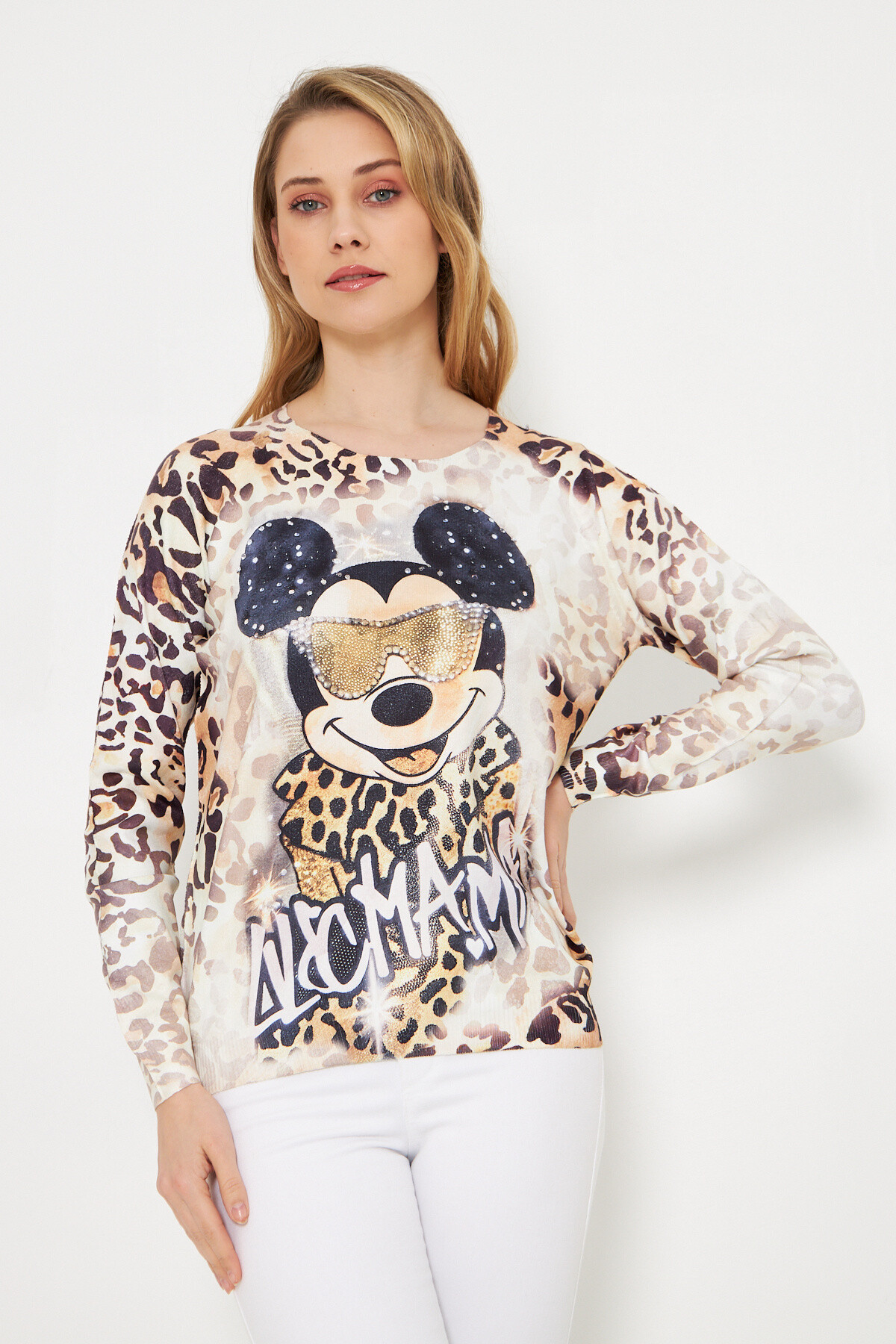 Wholesaler Missy Tekstil - Round pattern collar sweater