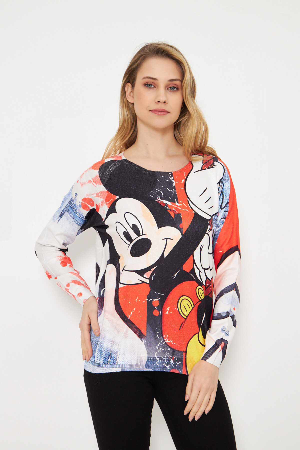 Wholesaler Missy Tekstil - Round pattern collar sweater