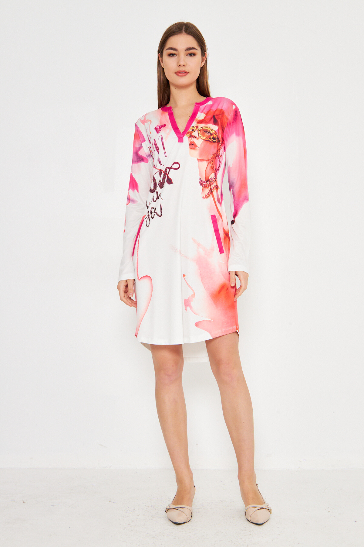 Wholesaler Missy Tekstil - Rhinestone print dress