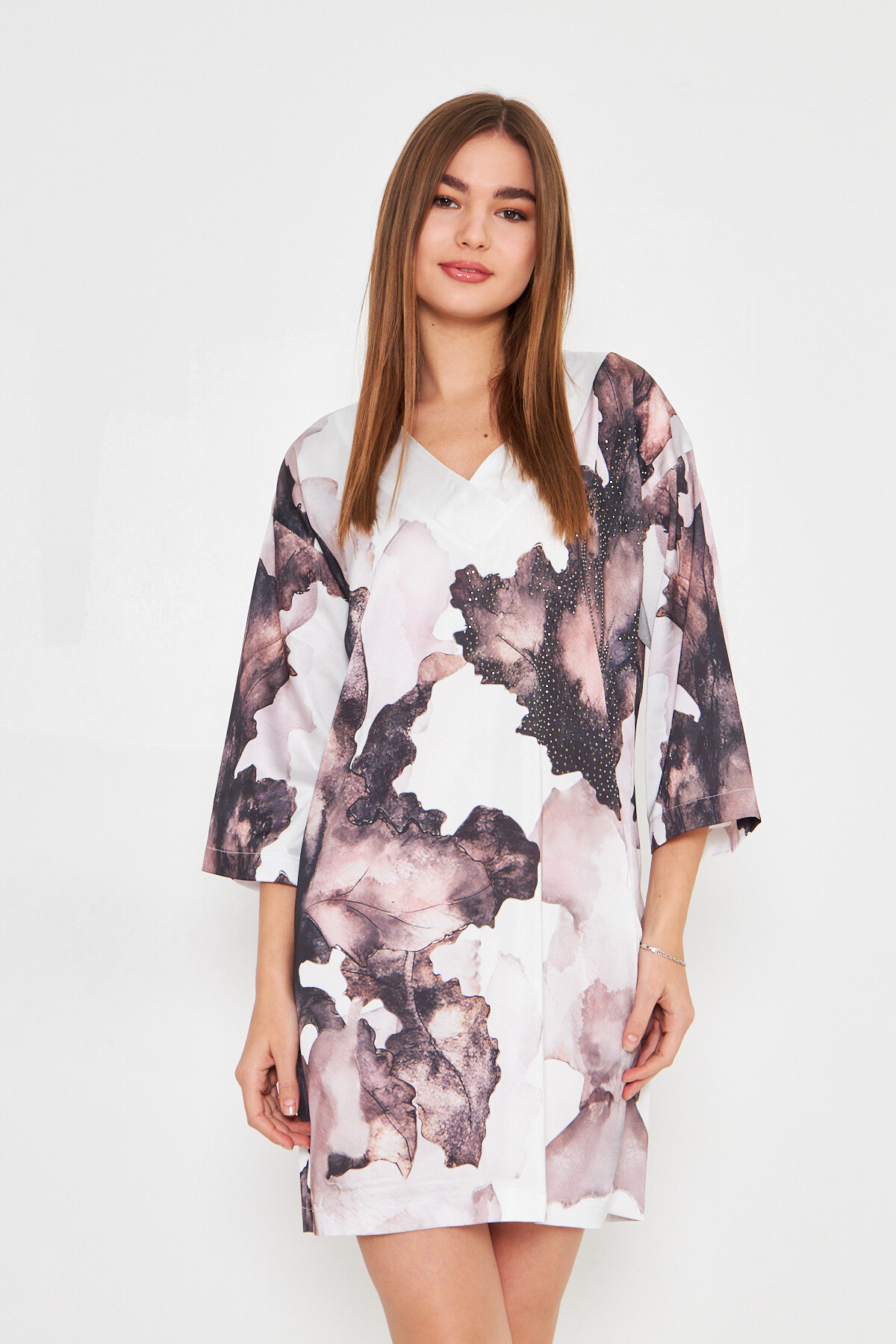 Wholesaler Missy Tekstil - Printing V -neck dress
