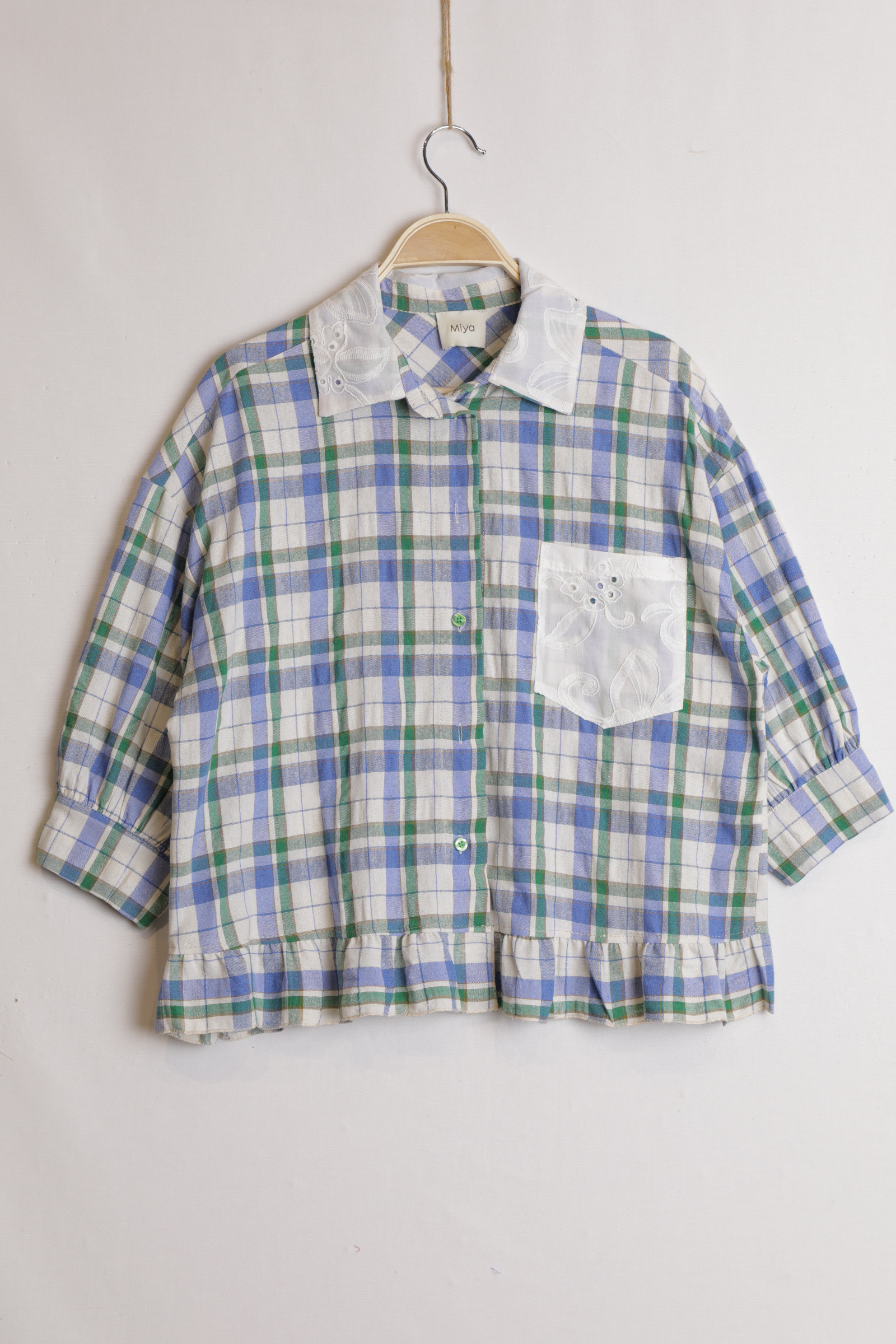 Grossista MIYA SRL - CAMICIA A QUADRI CON COLLO E TASCA