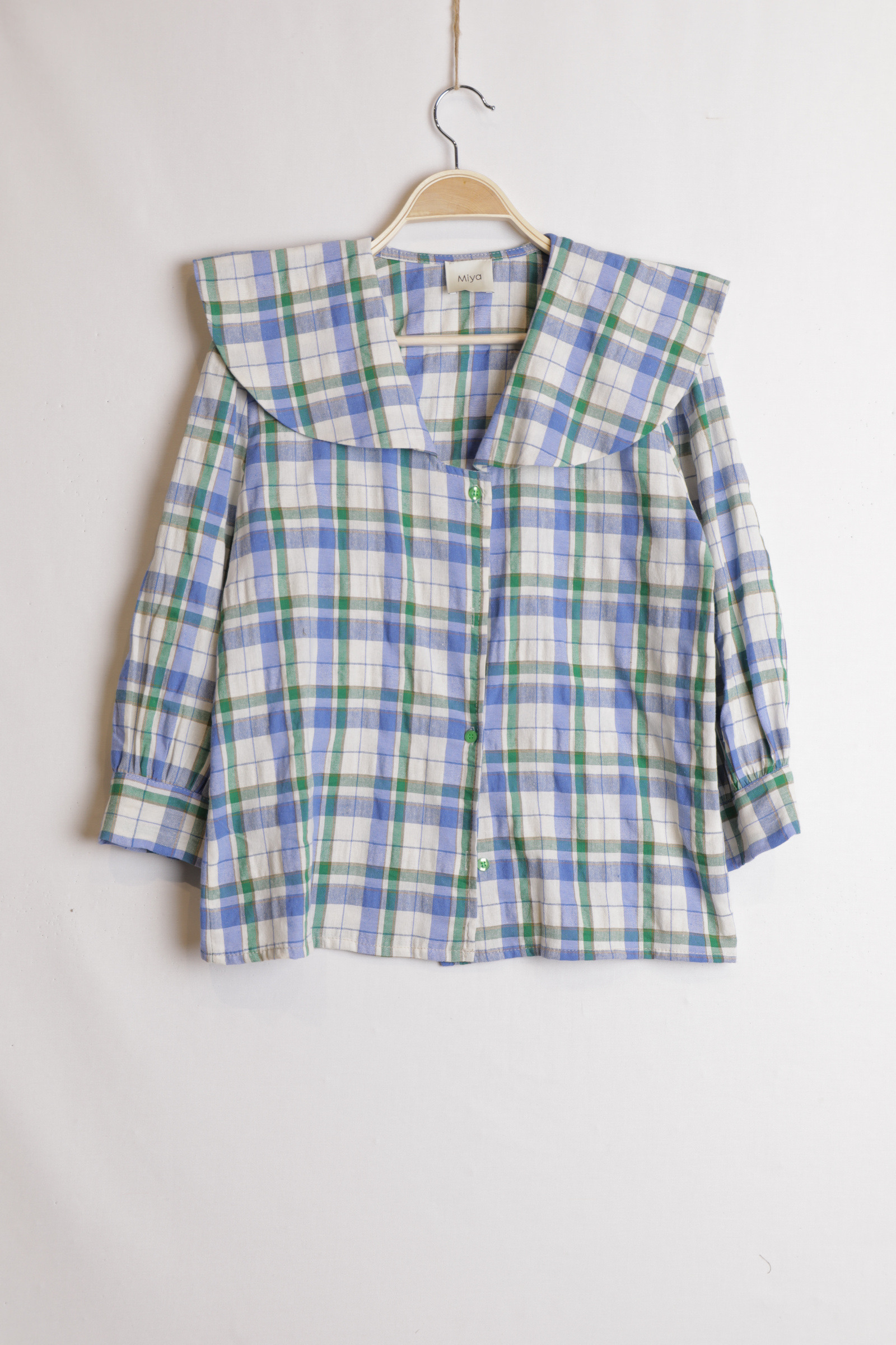 Grossista MIYA SRL - CAMICIA CON COLLETTO