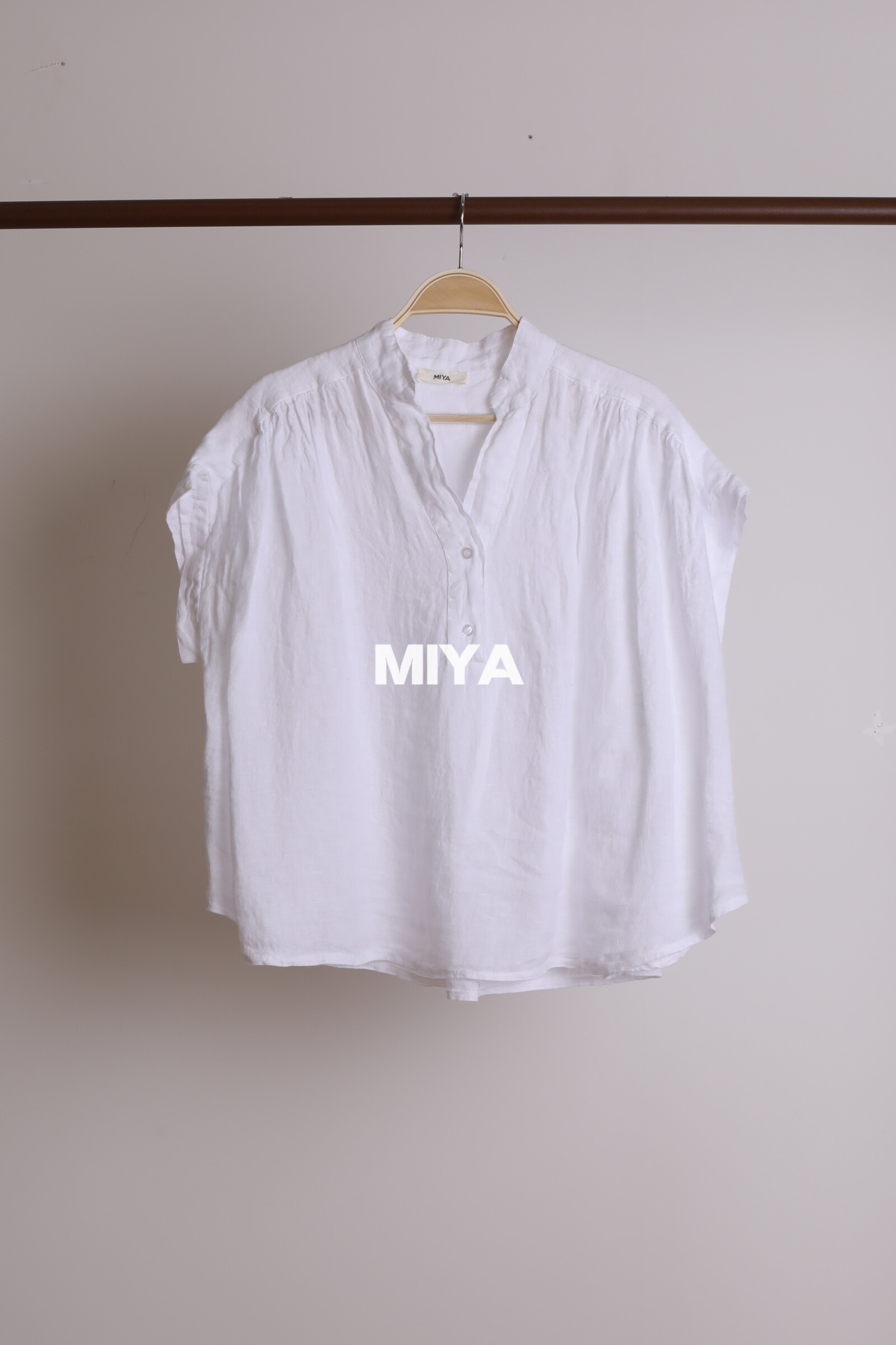 Grossiste MIYA SRL - Chemise 100% en lin