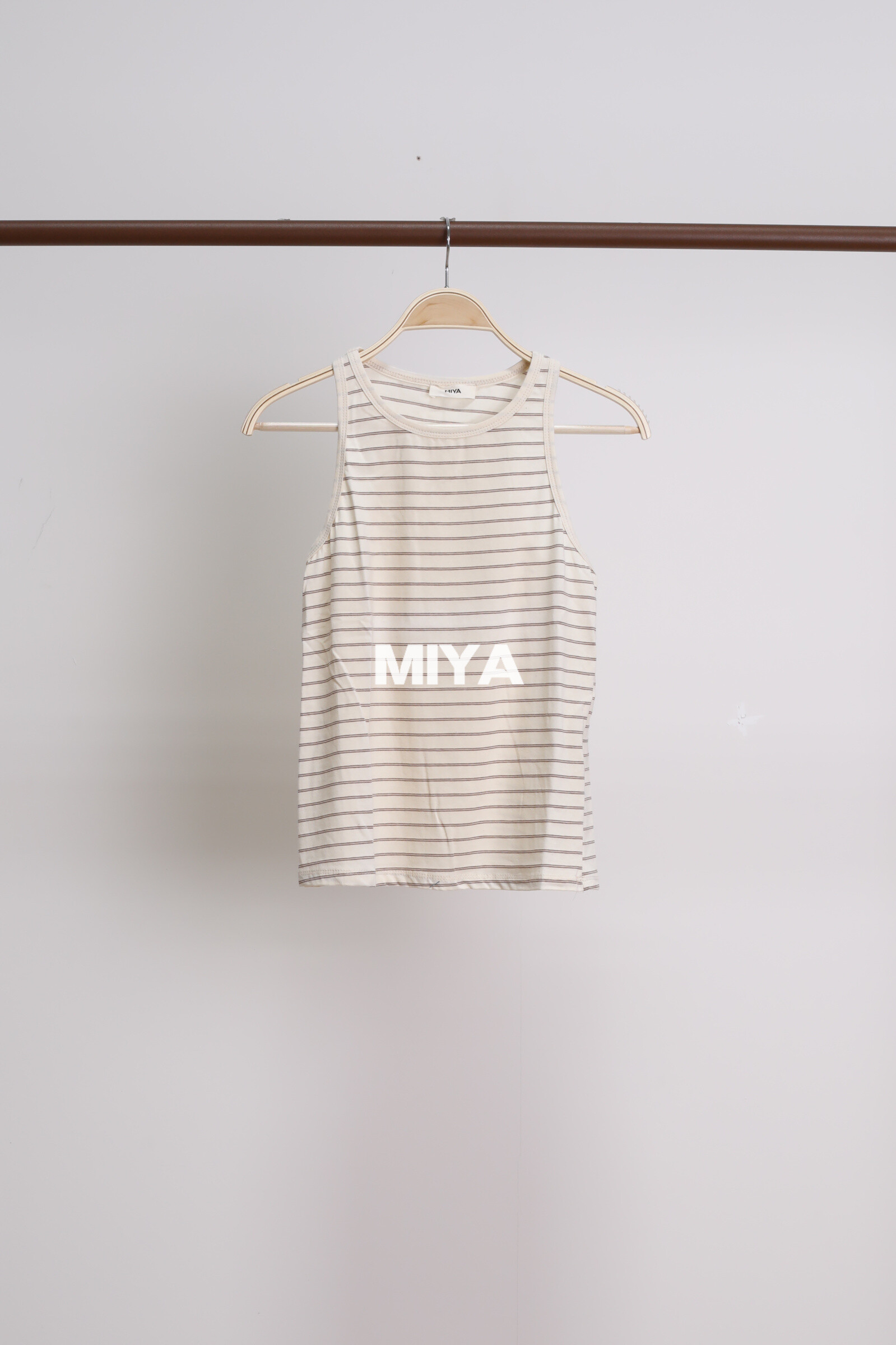 Grossista MIYA SRL - GILET  A RIGHE