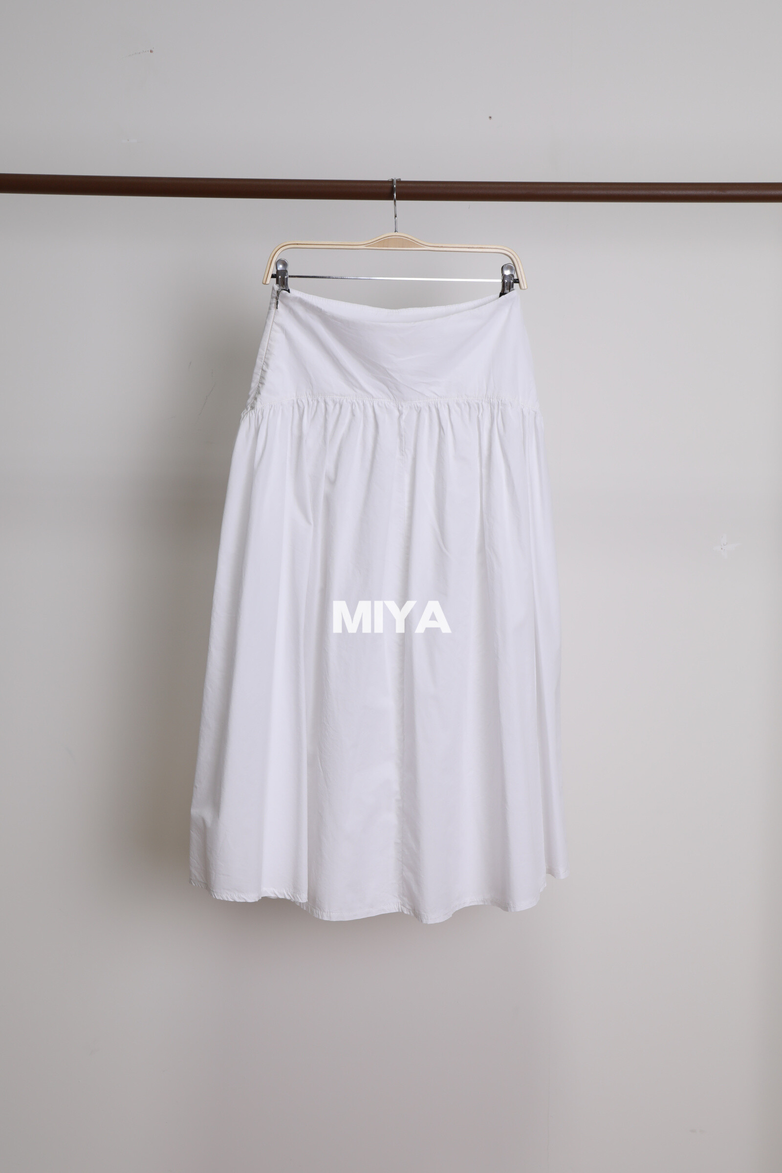 Großhändler MIYA SRL - HOSE