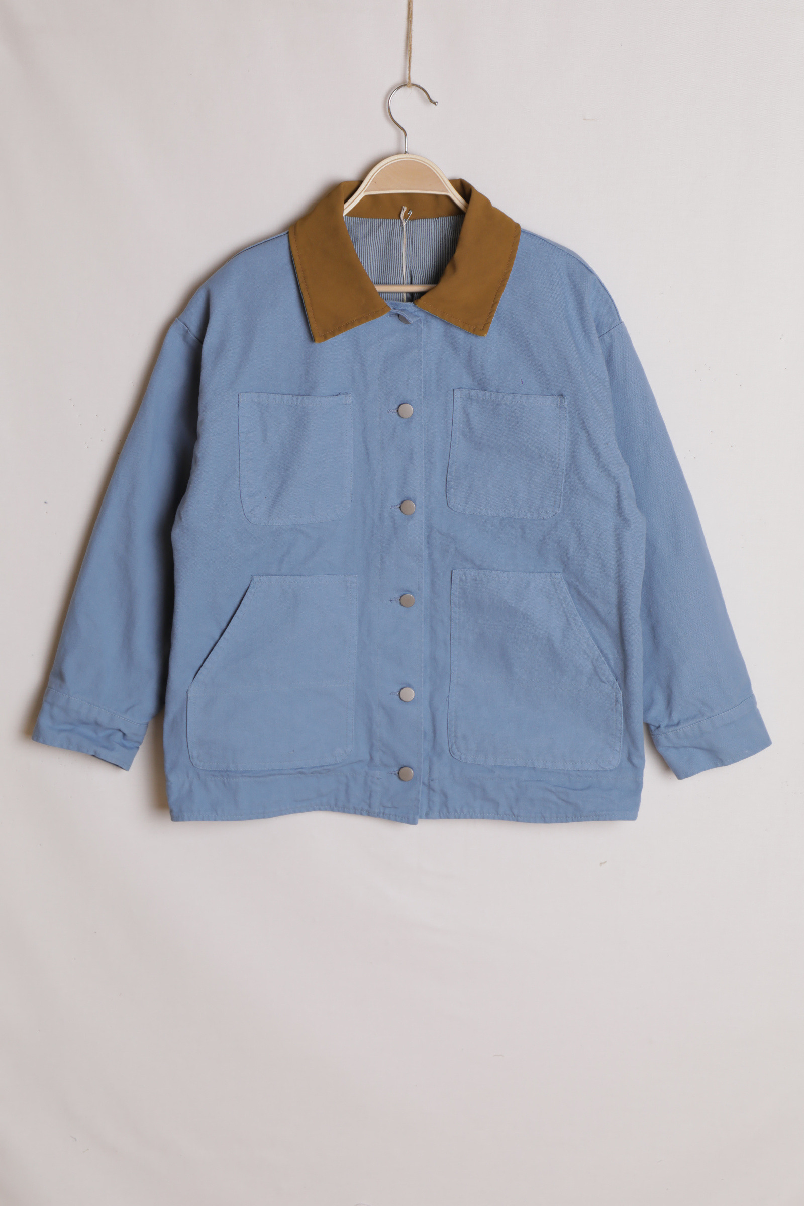 Großhändler MIYA SRL - UTILITY-JACKE AUS BAUMWOLLE MIT LEDERKRAGEN HERGESTELLT IN ITALIEN