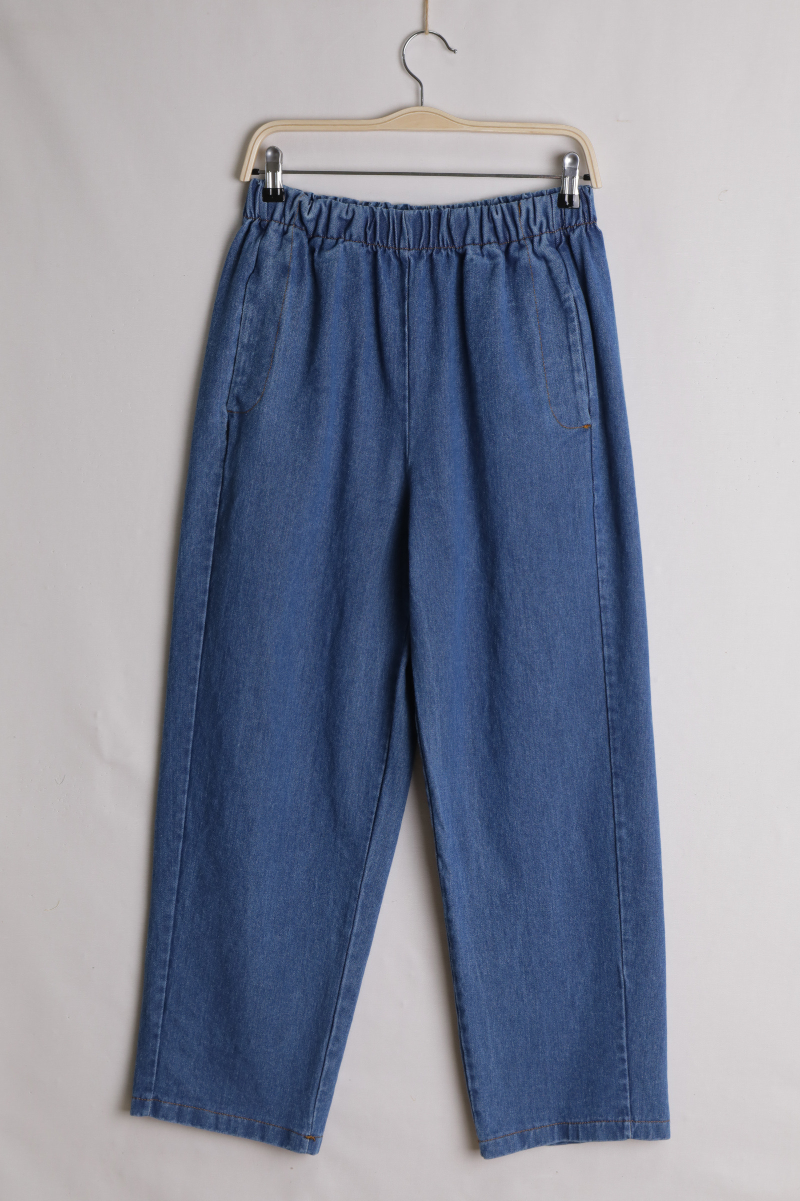 Wholesaler MIYA SRL - JEANS TROUSERS