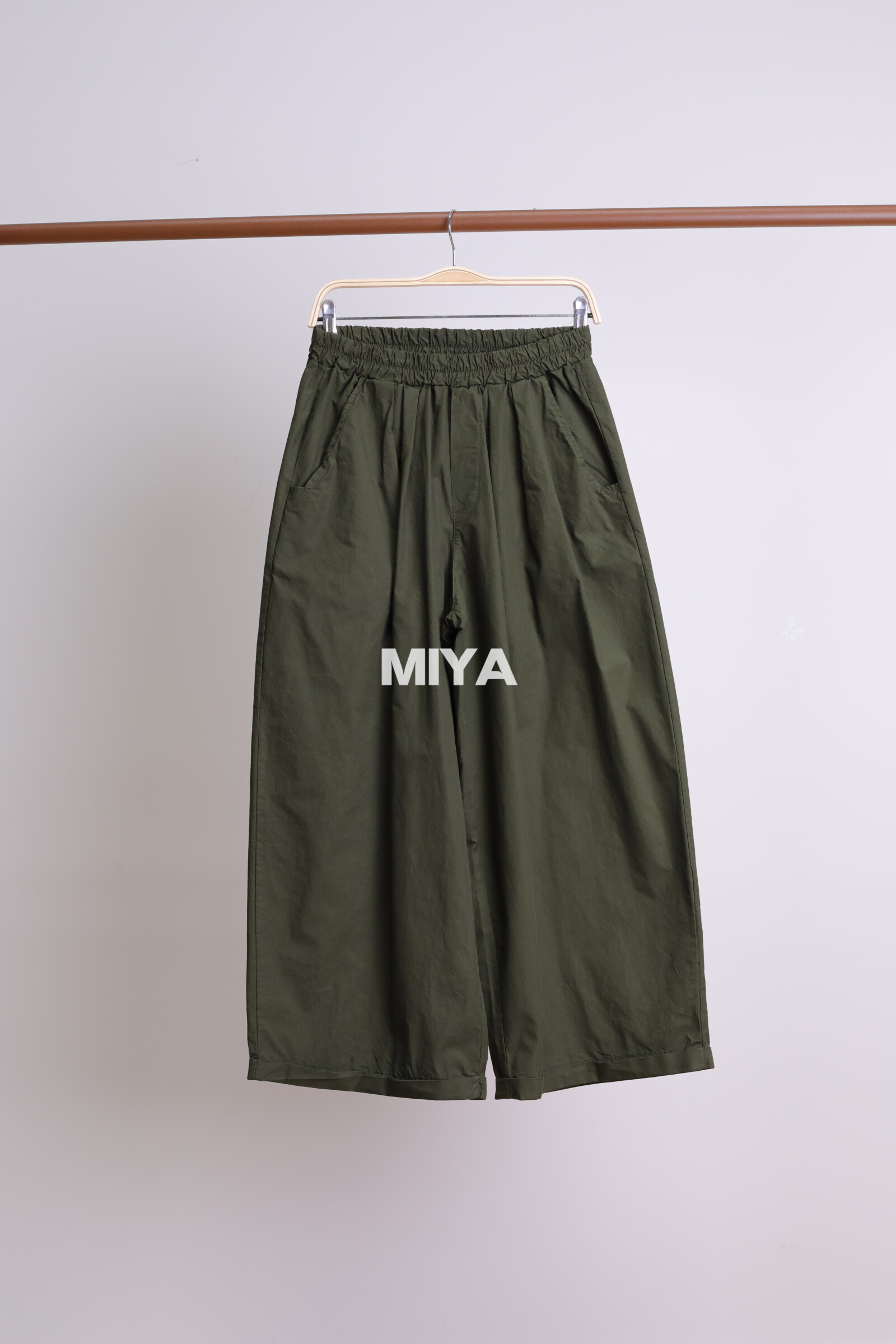 Grossiste MIYA SRL - Pantalons larges