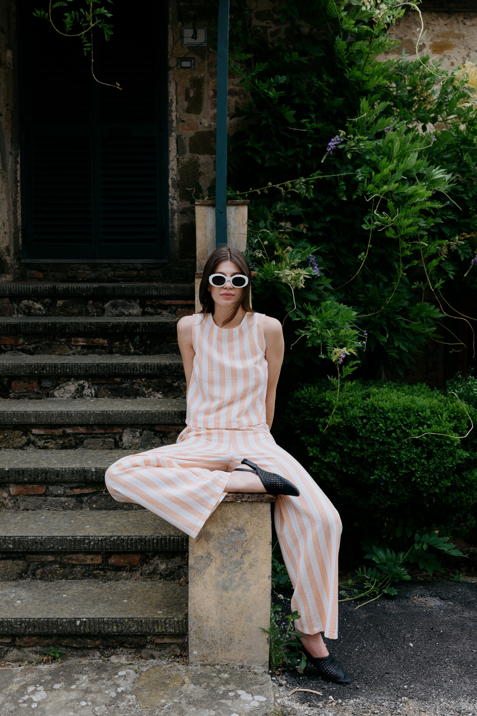 Grossiste MIYA SRL - PANTALON DROIT À RAYURES