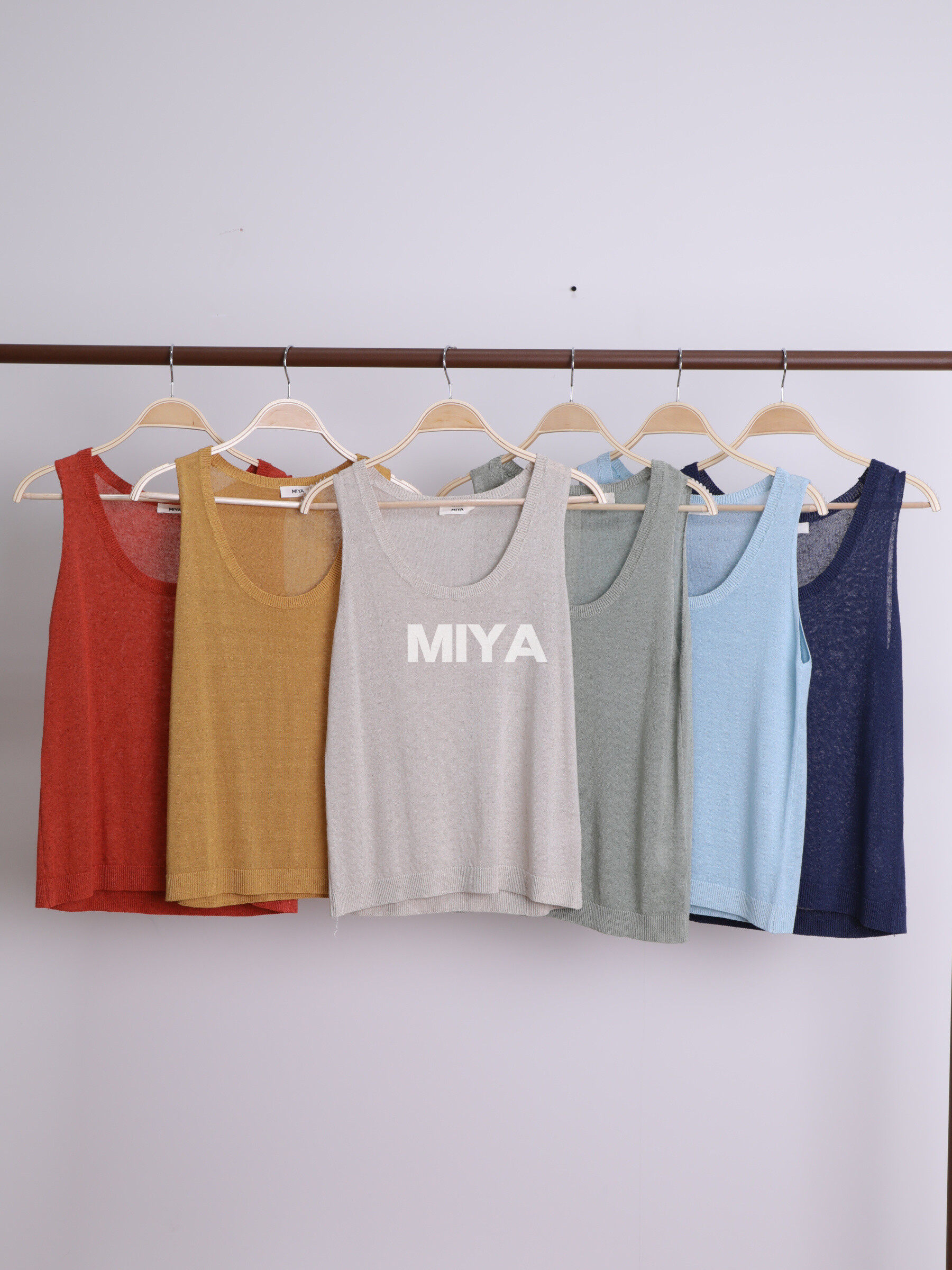 Grossiste MIYA SRL - MAGLIERIA