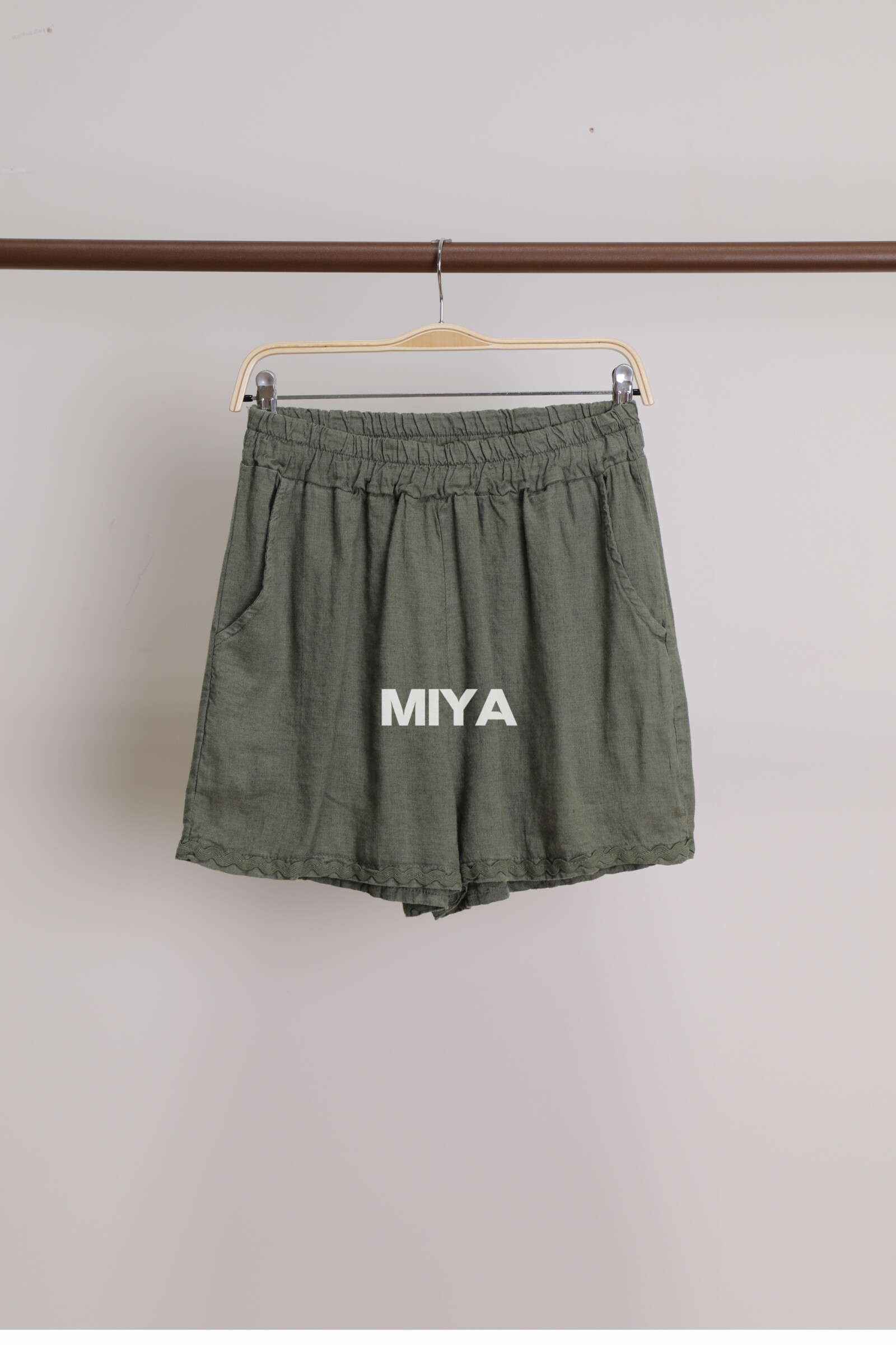 Grossista MIYA SRL - PANTALONCINI