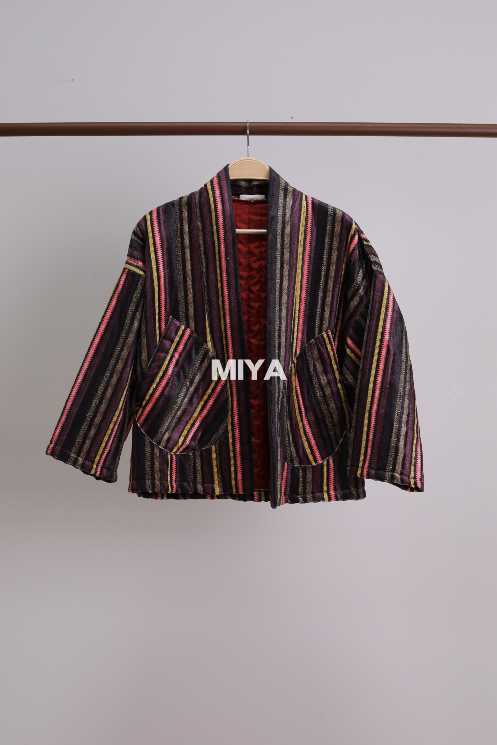 Wholesaler MIYA SRL - striped jacket