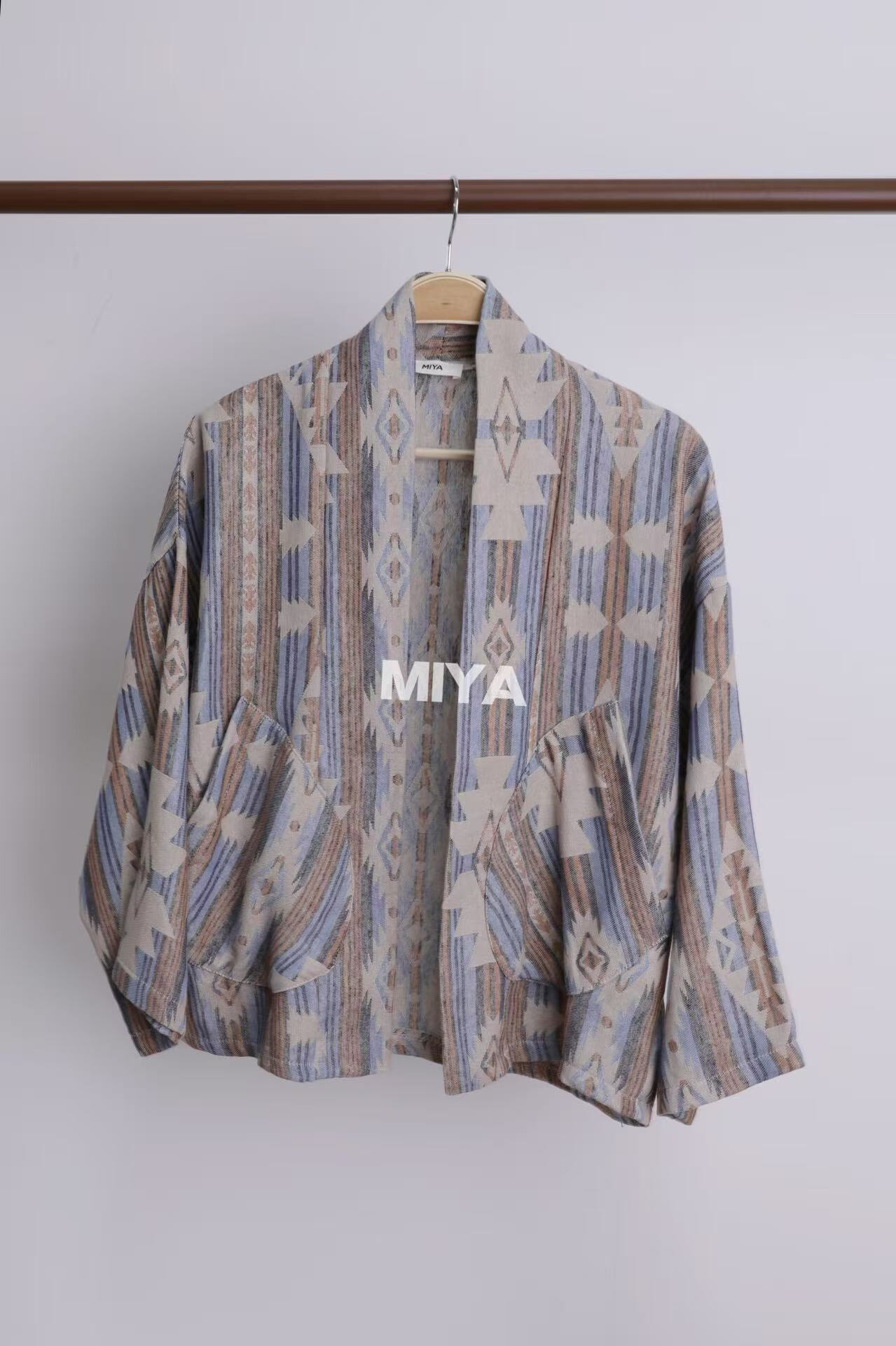 Grossiste MIYA SRL - VESTON