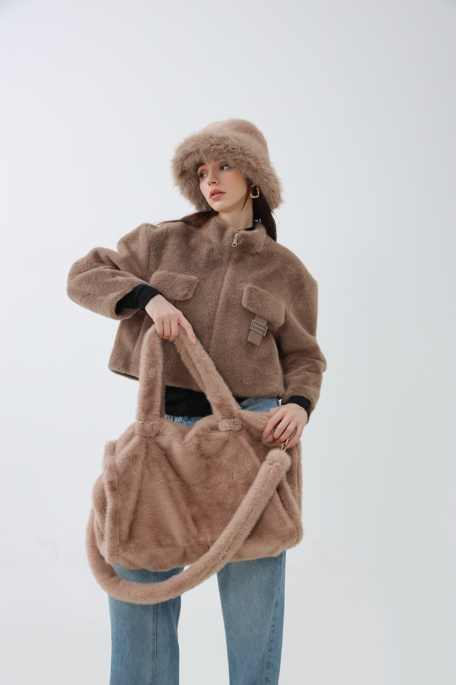 Großhändler MM Sweet - PELZTASCHE